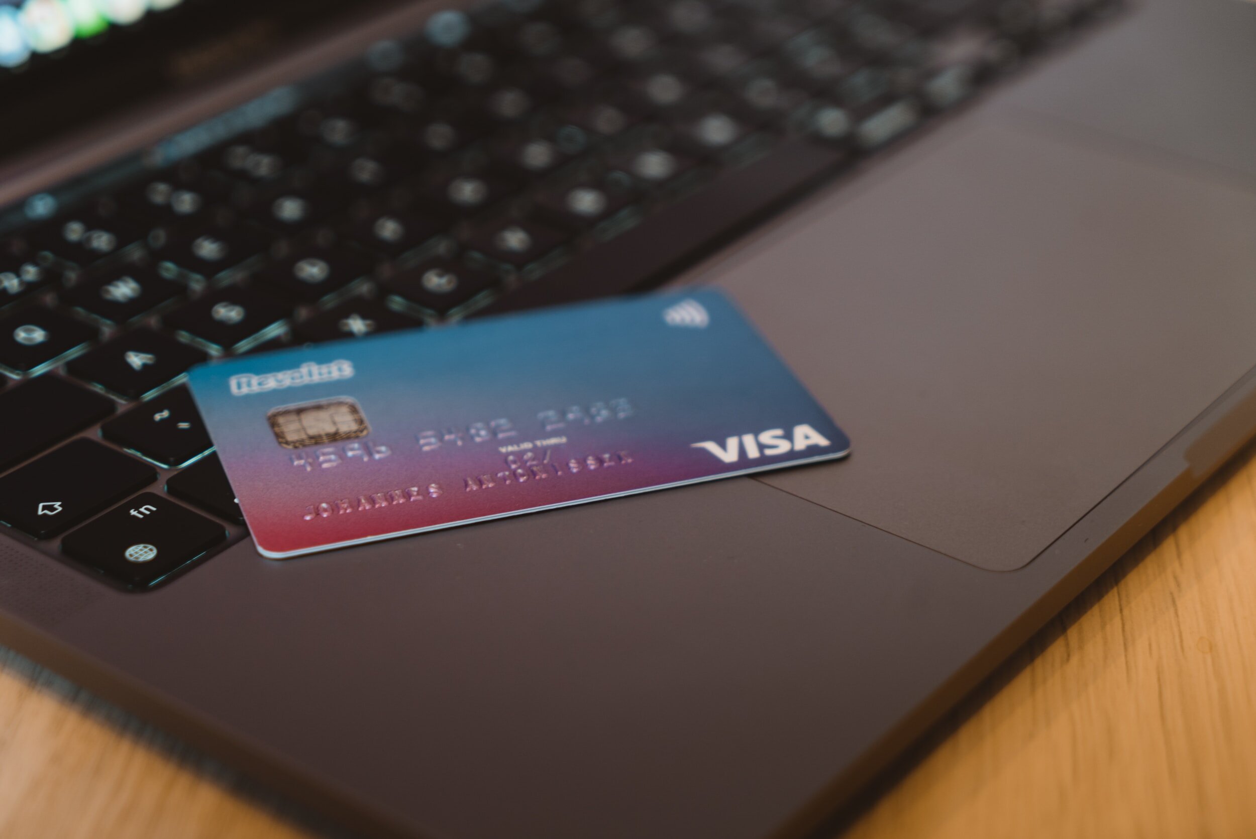 USCIS announces increase in premium processing fees (Form I-907)