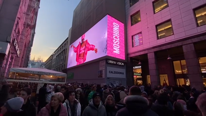Jeremy-Scott-Moschino-Eichenbaum-Los-Angeles-Video-Club.png