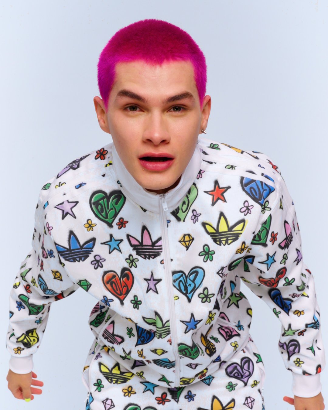 Jeremy-Eichenbaum-Adidas-Jeremy-Scott-Monogram-.00_00_07_09.Still006.jpg