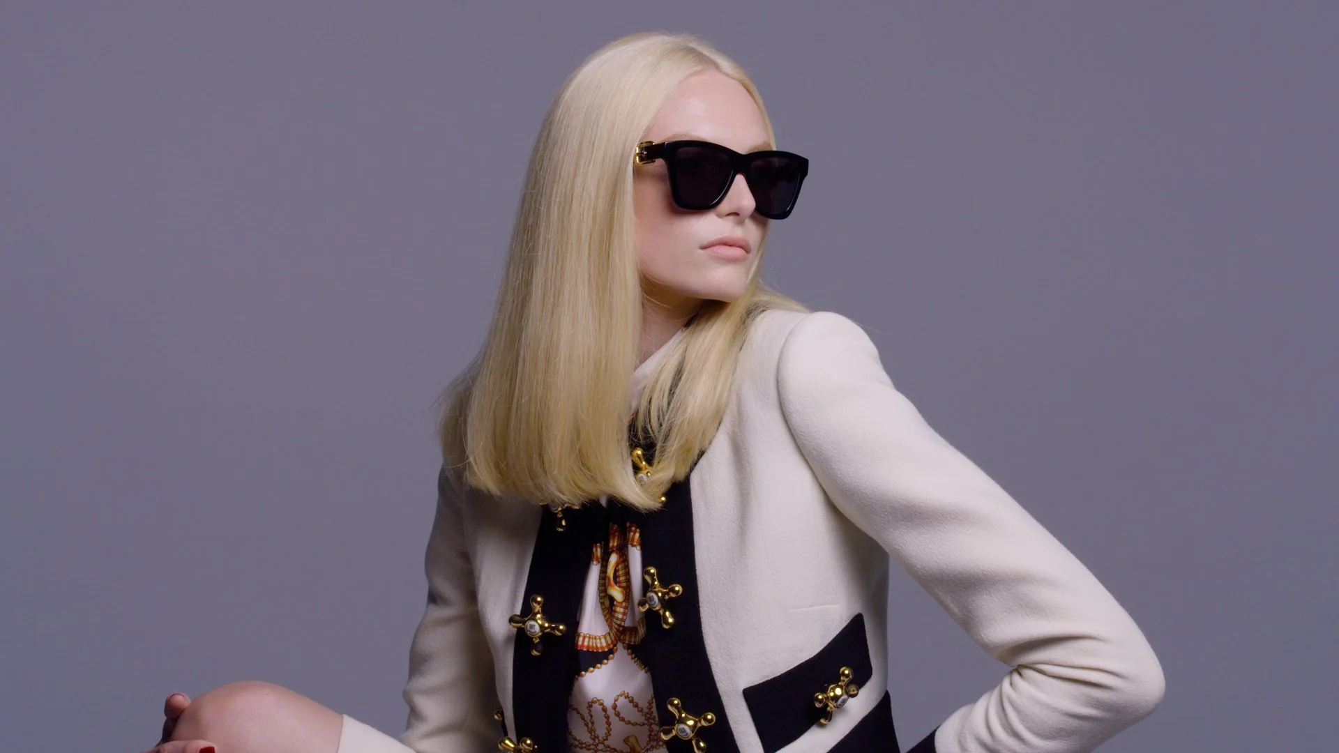 EYEWEAR_20220618_16x9 .00_00_20_21.Still001.jpg