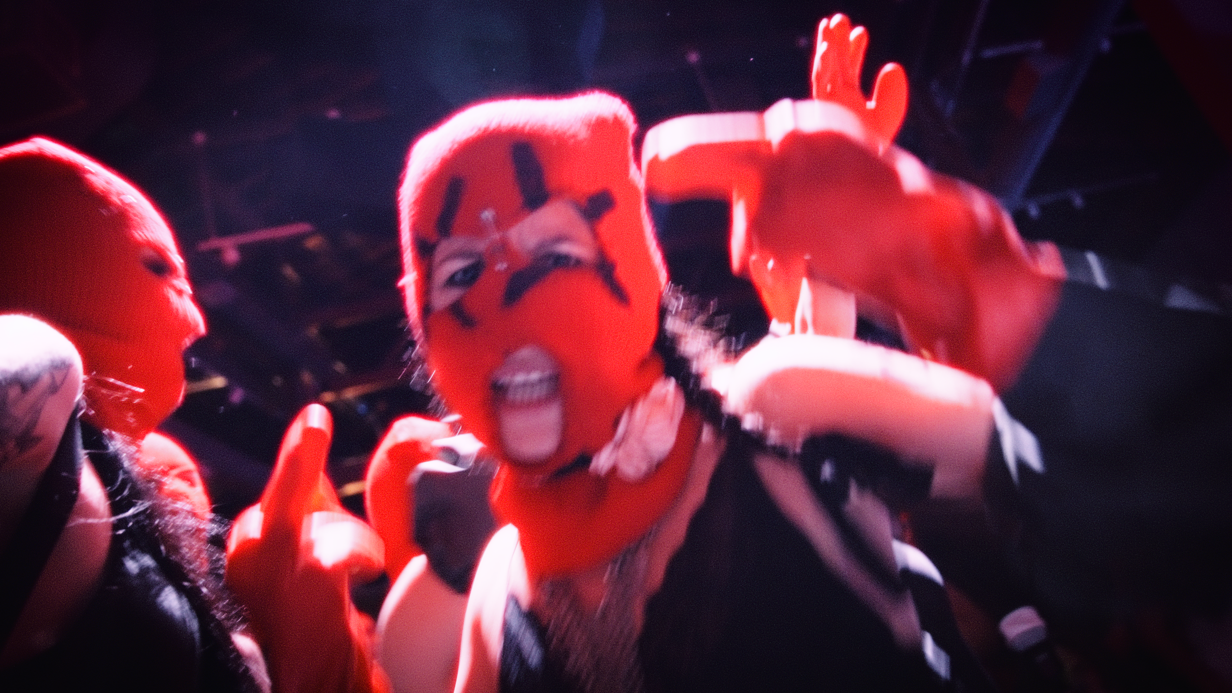 PERFORMANCE_20250629.00_37_28_13.Still014.png