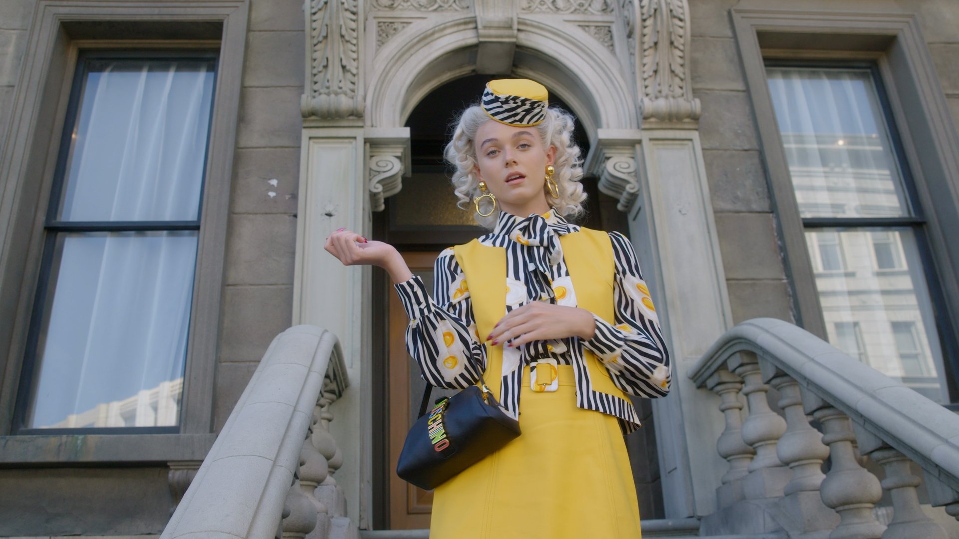 20210628_LONG_MIX .00_01_17_10.Still068.jpg