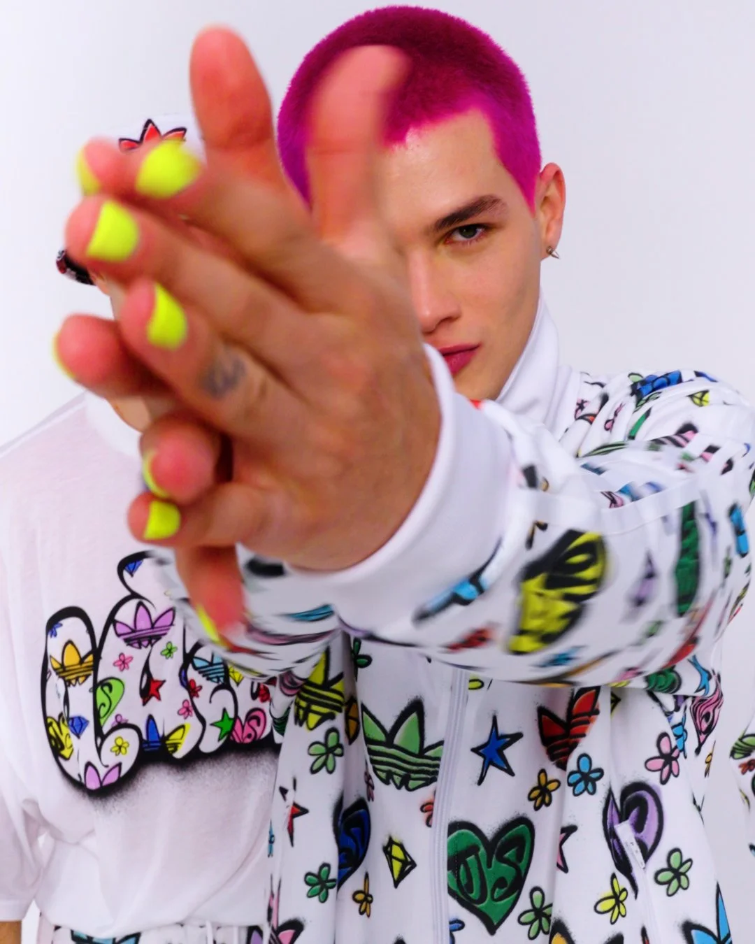 Jeremy-Eichenbaum-Adidas-Jeremy-Scott-Monogram-.00_00_31_02.Still025.jpg