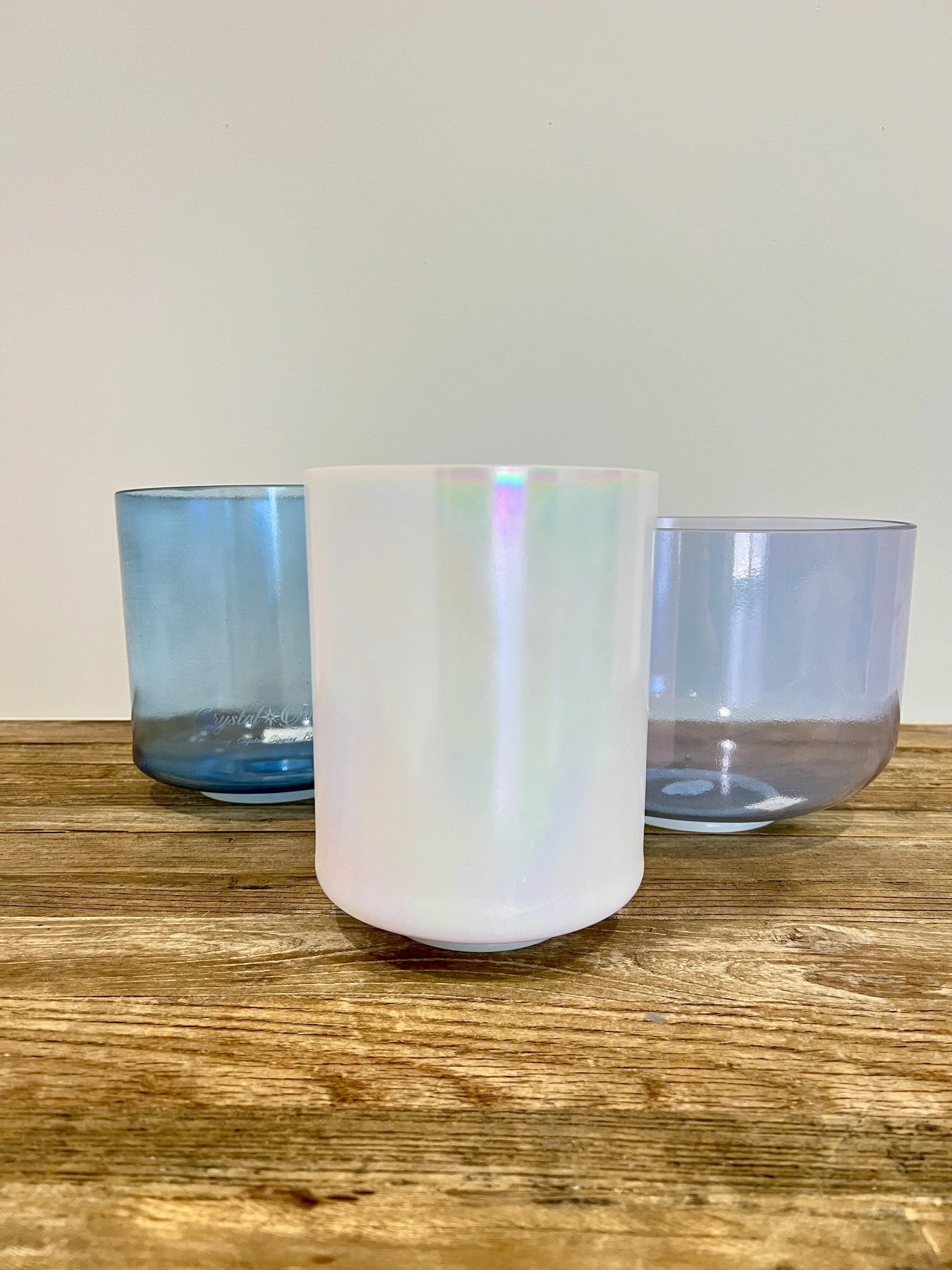 IMG_0338.jpeg 10" Androgynous Indium, 8" Pink Aqua Aura gold, 6" Mother of Platinum Crystal Tones Bowls