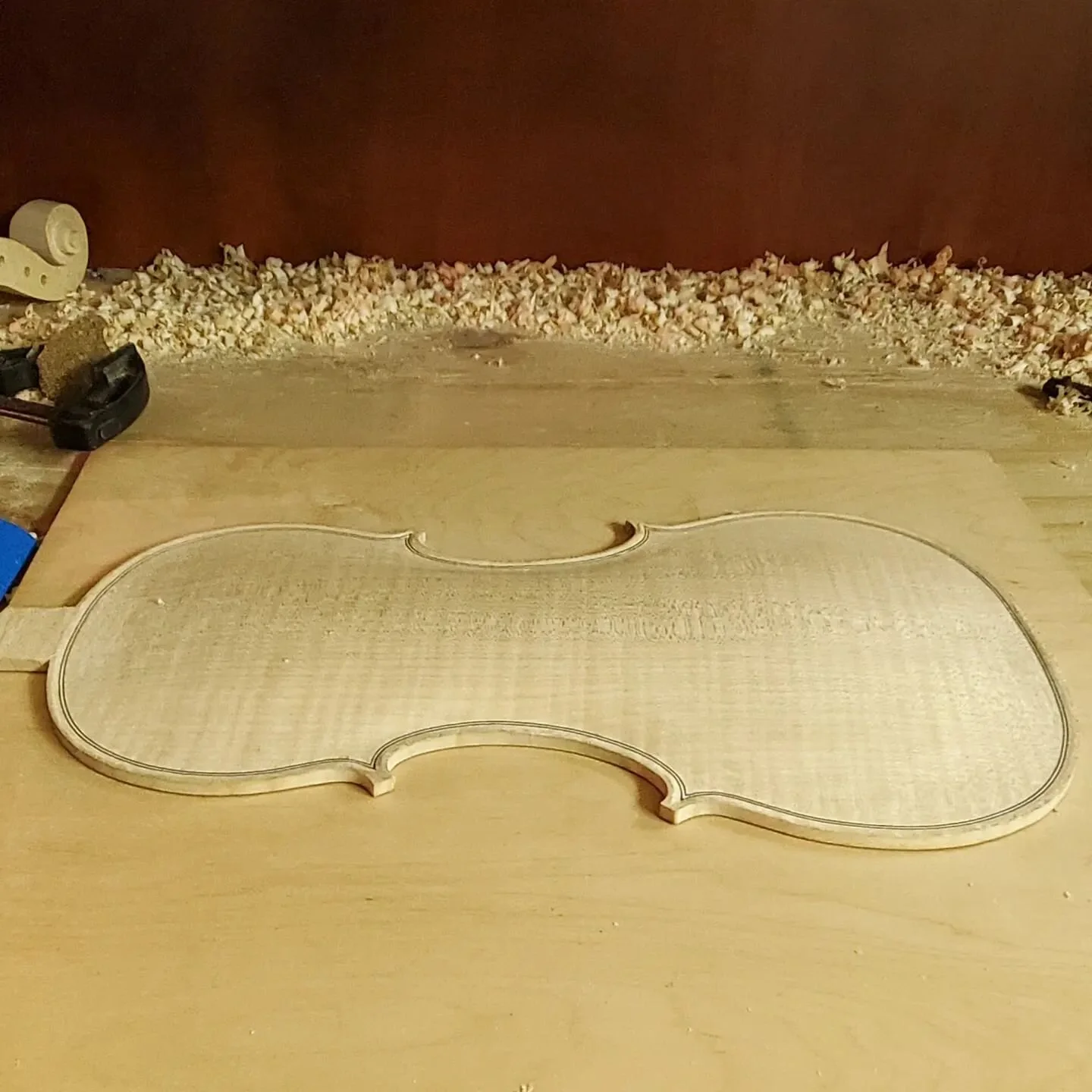 If I only judge my days based on how many wood shavings I create, I've been doing aaaalright. 
.
.
.
.
.
.
..
...
..
.
.
.
#violin #viola #luthier #luthiery #art #process #handmade #imadethat #indianapa #positivevibes