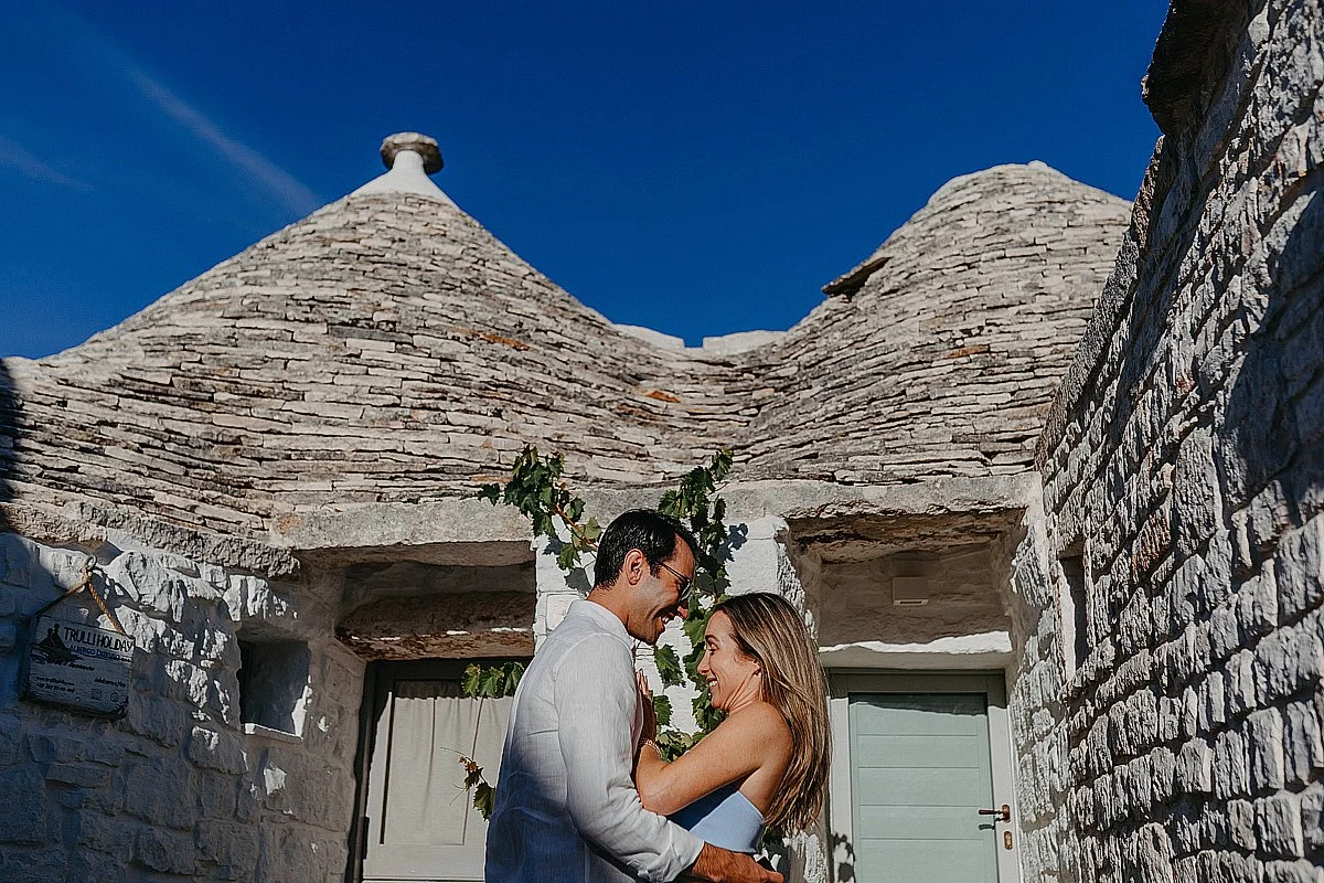 Engagement_and_surprise_photographer_puglia_salento_alberobello004.jpeg