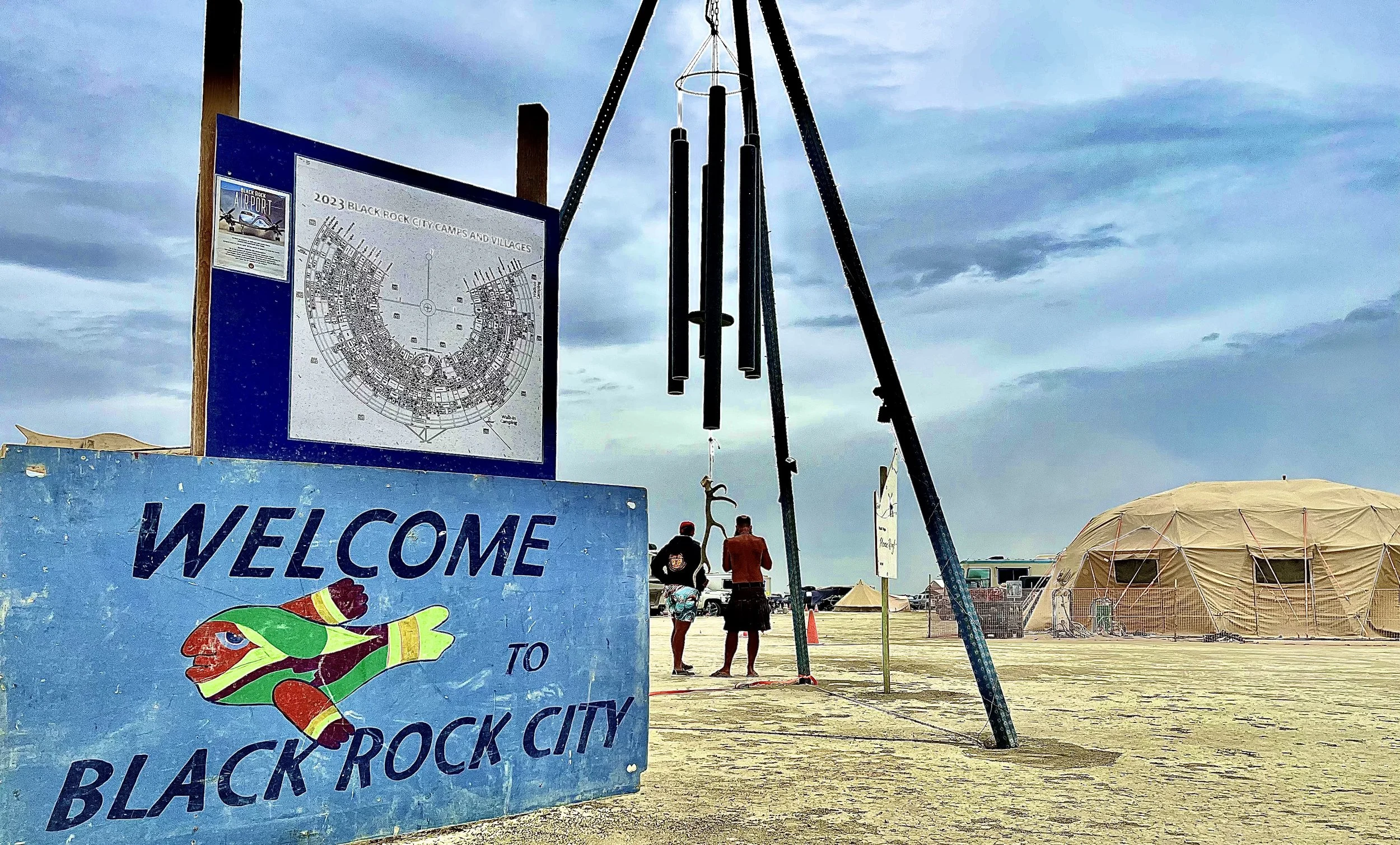  This is what success looks like once you have managed to secure a ticket, fly in, navigate the Arrivals area, roll in the dust & ring the bell! Welcome home!!! 