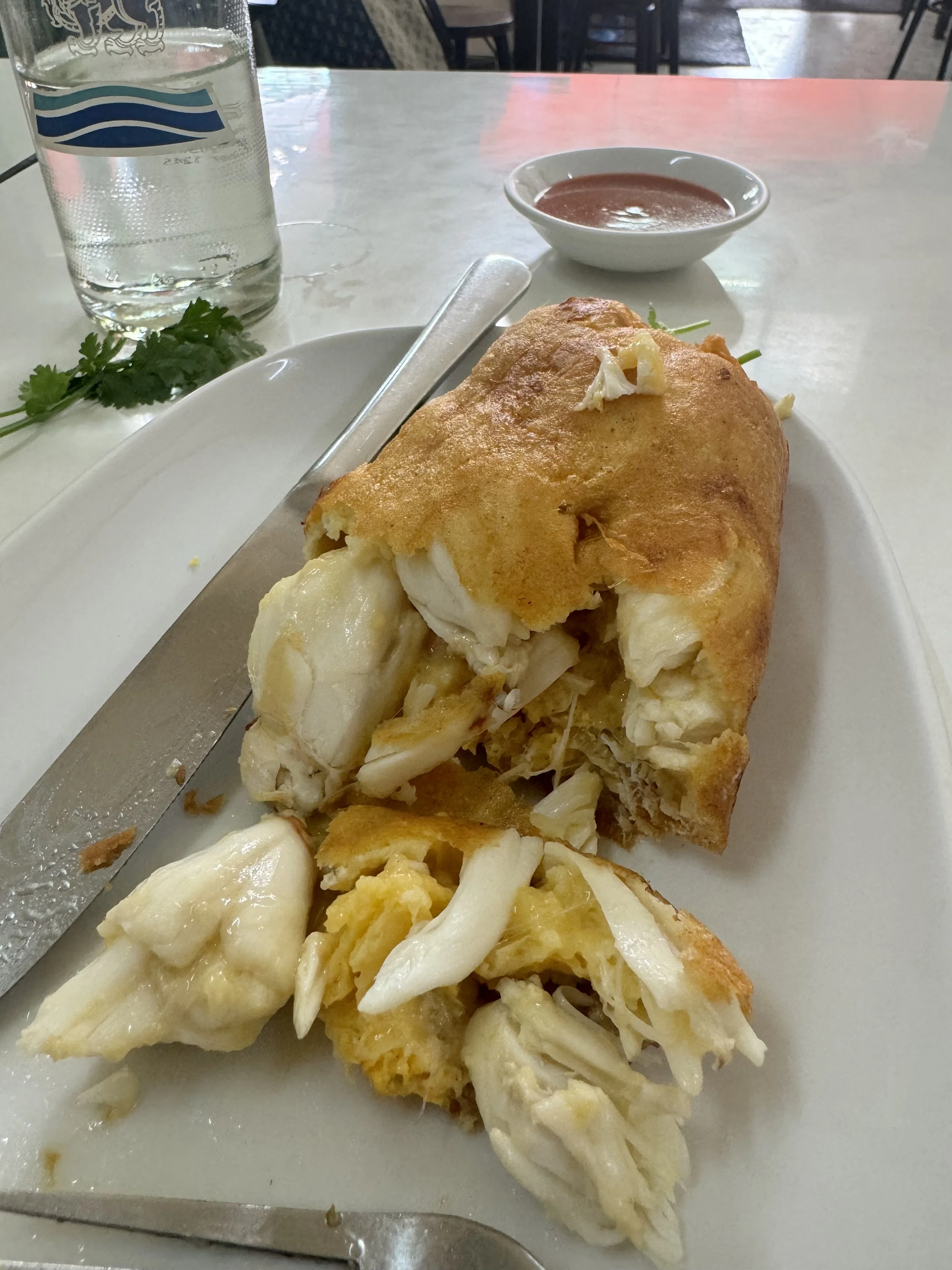  Just look @ all of that delicious crab meat! 