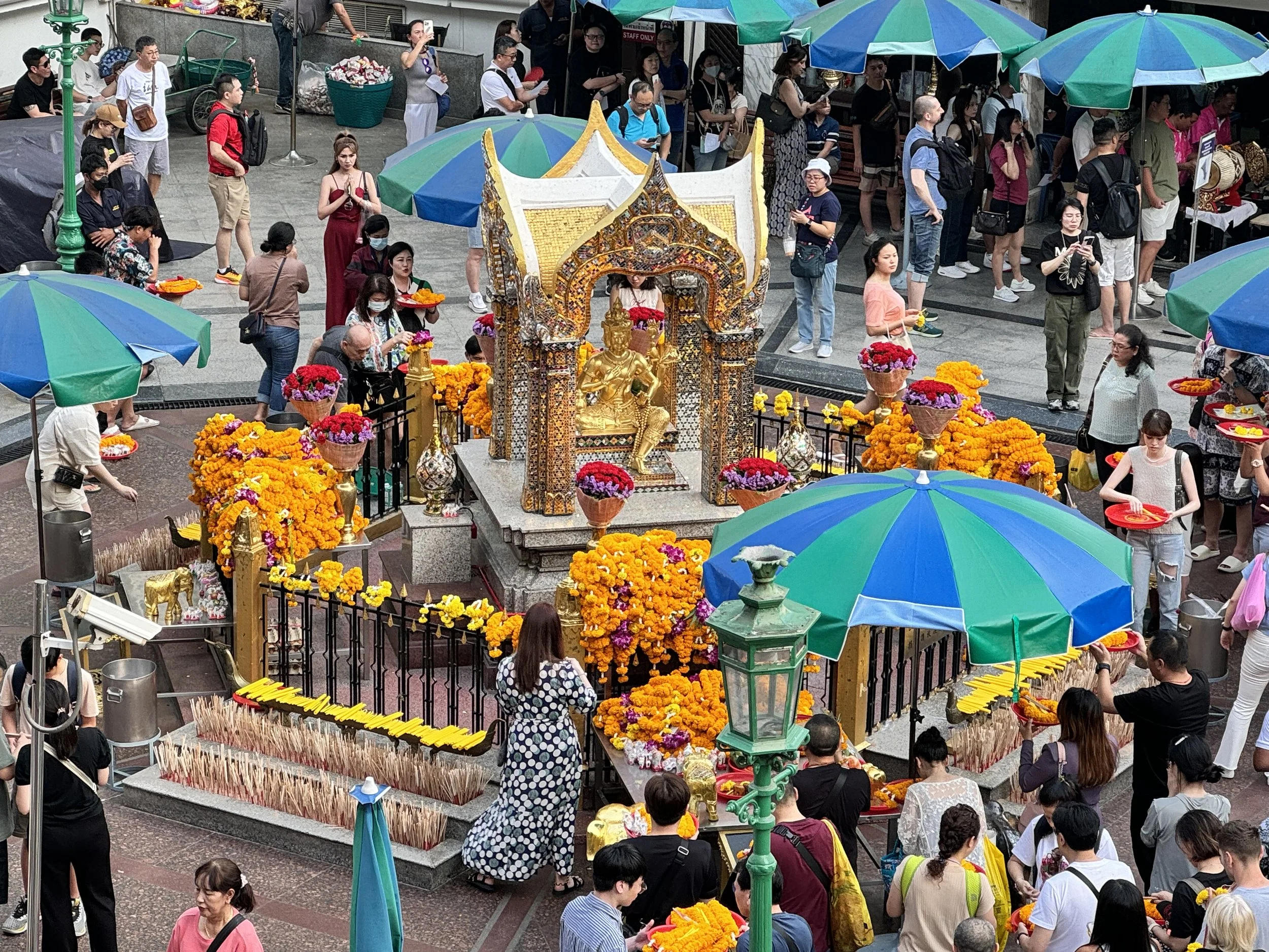  Some kind of ceremony in Bangkok 