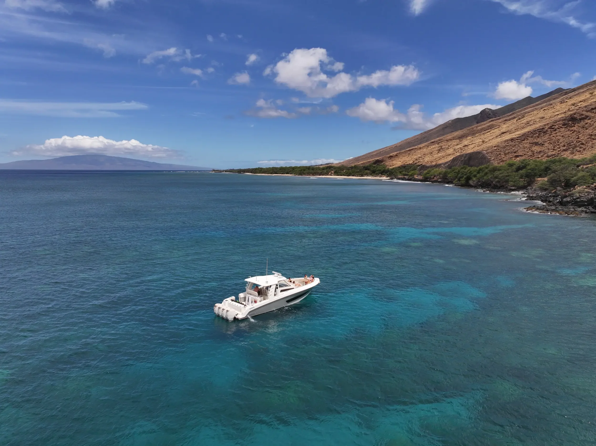Hawaii-Nautical-Maui-Amore-boat.webp