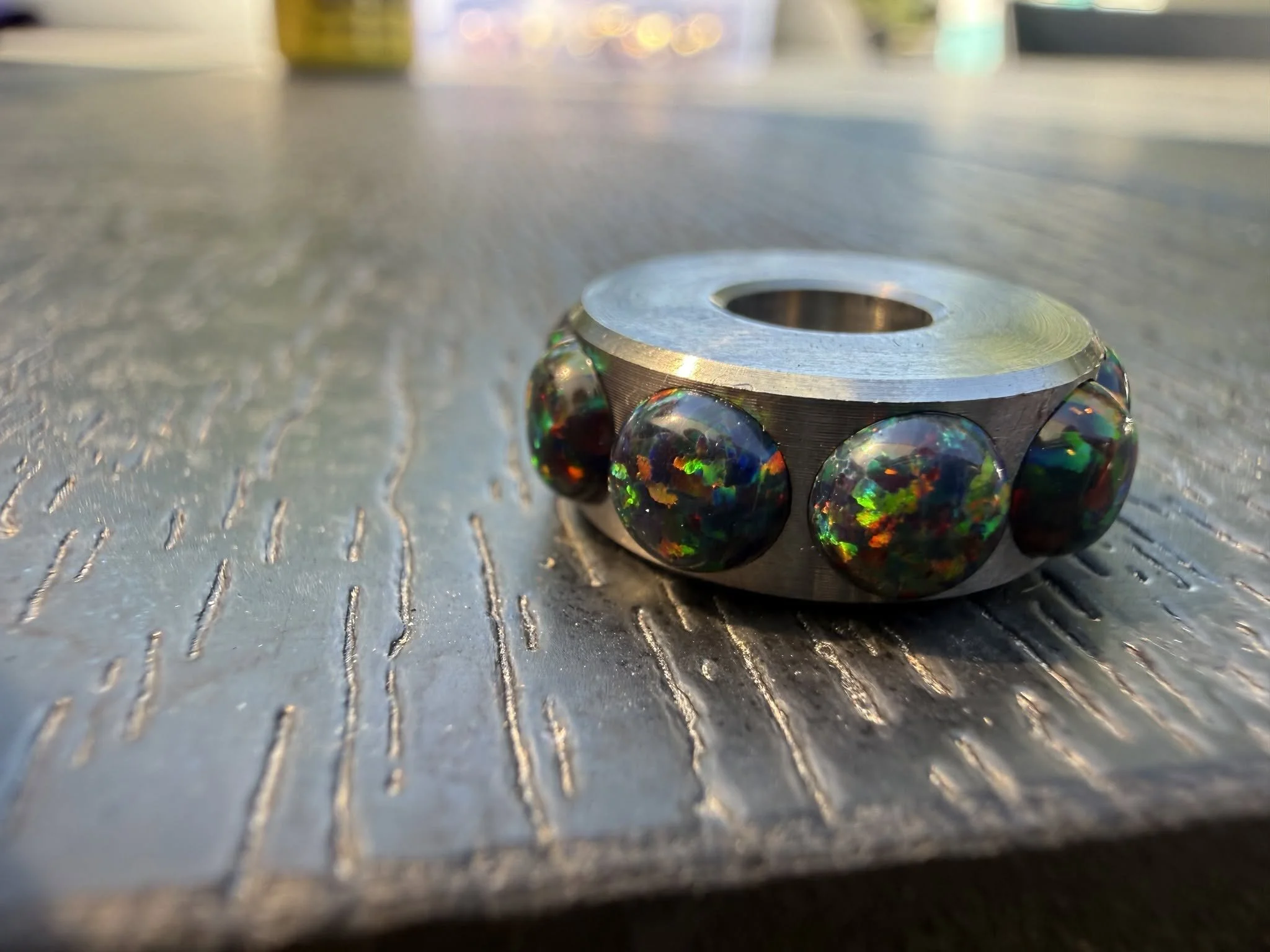 opal inlay, black fire