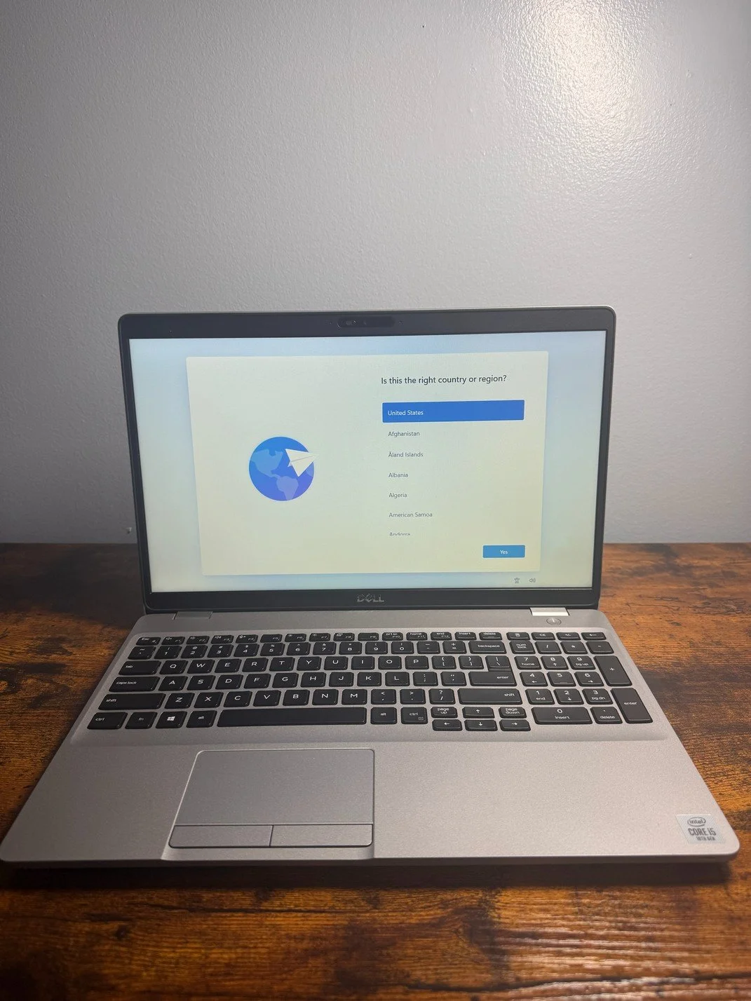 Dell Precision 3550 - 256GB SSD | 16GB Ram | Intel i5-10310U | Windows 11 |