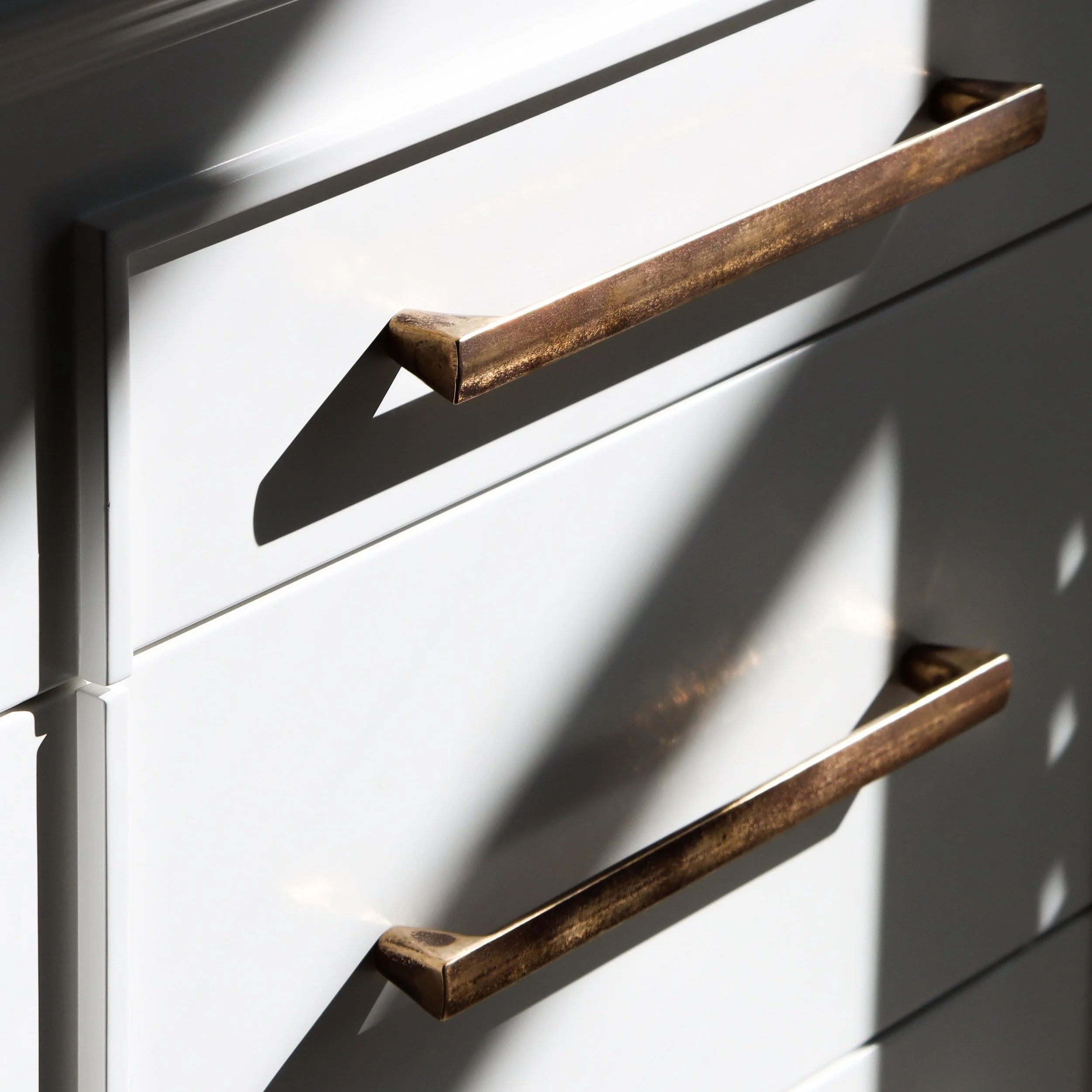 Solid Bronze Straight Pull Handle — BlacksandBronze