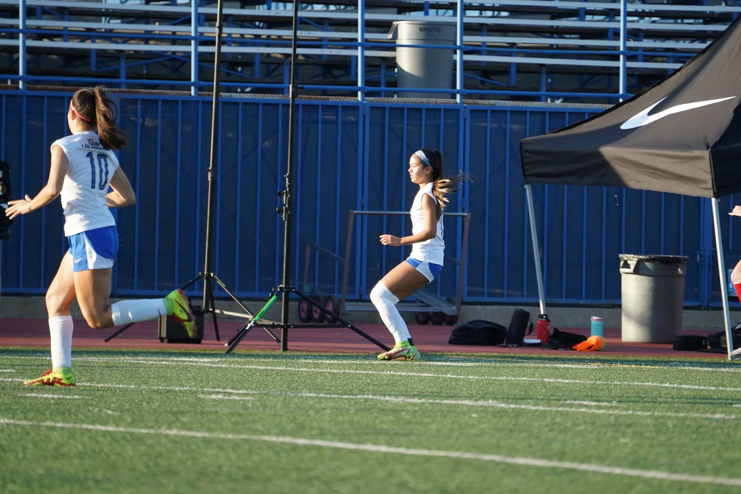 54 LA Surf 200GA vs Albion AMalana17.JPG