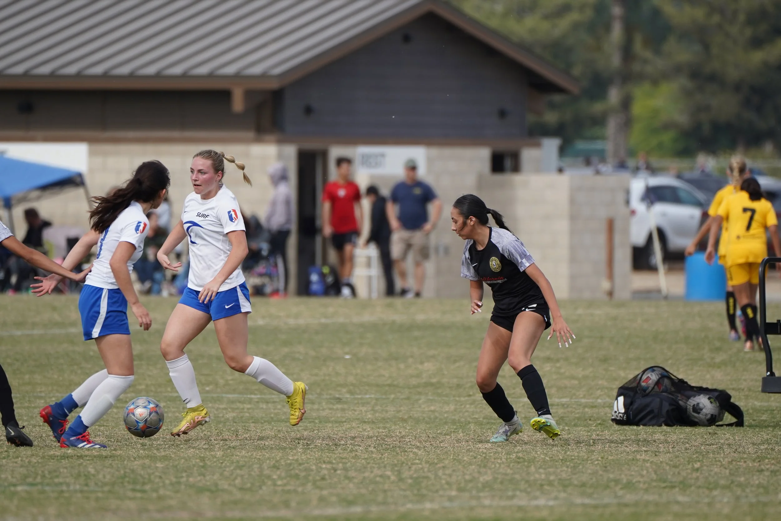 1093 LA Surf 2006 GA vs SoCal Elite DPL.JPG