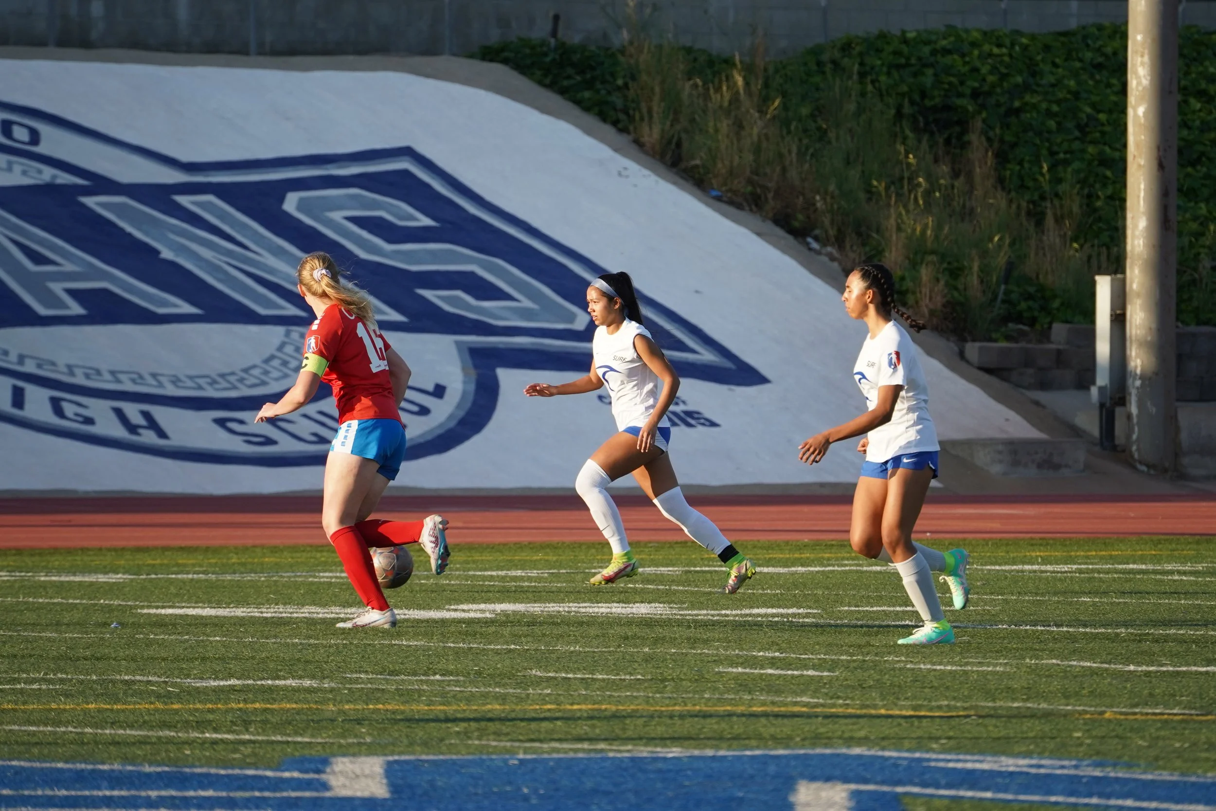 21 LA Surf 200GA vs Albion AMalana17.JPG