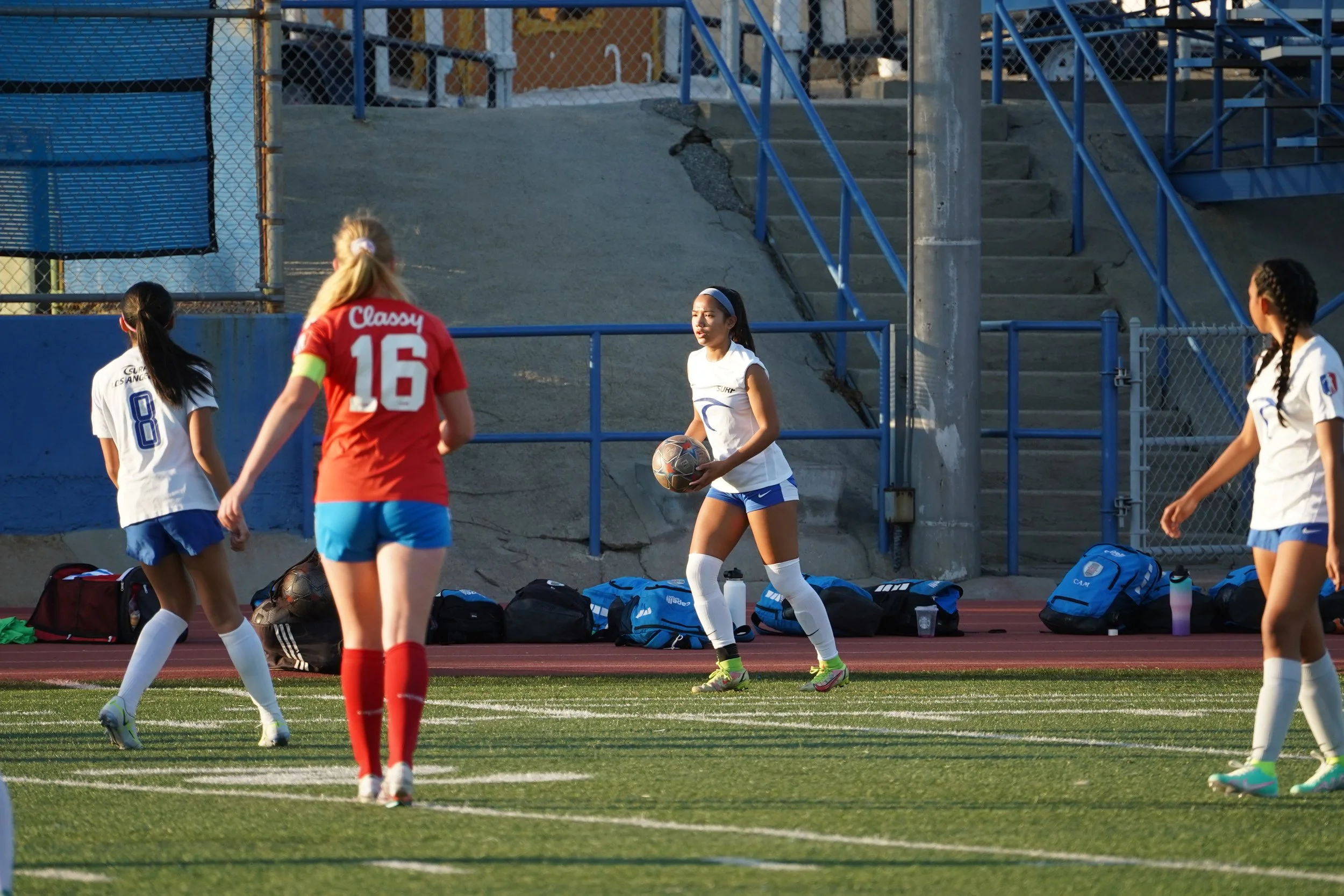 116 LA Surf 200GA vs Albion AMalana17.JPG