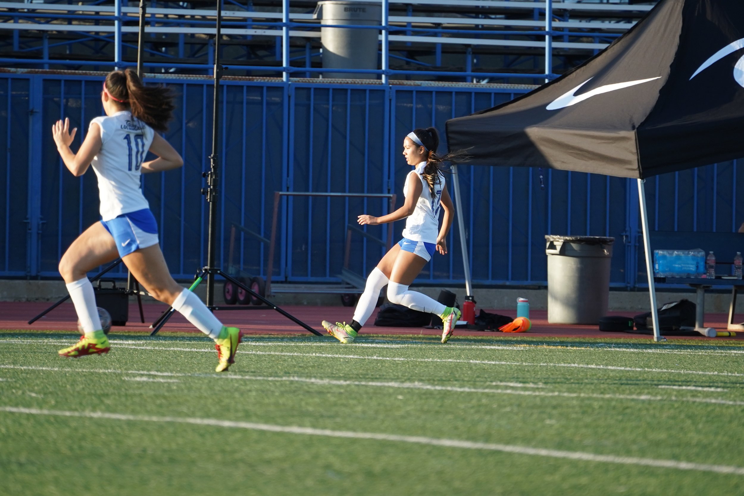 53 LA Surf 200GA vs Albion AMalana17.JPG