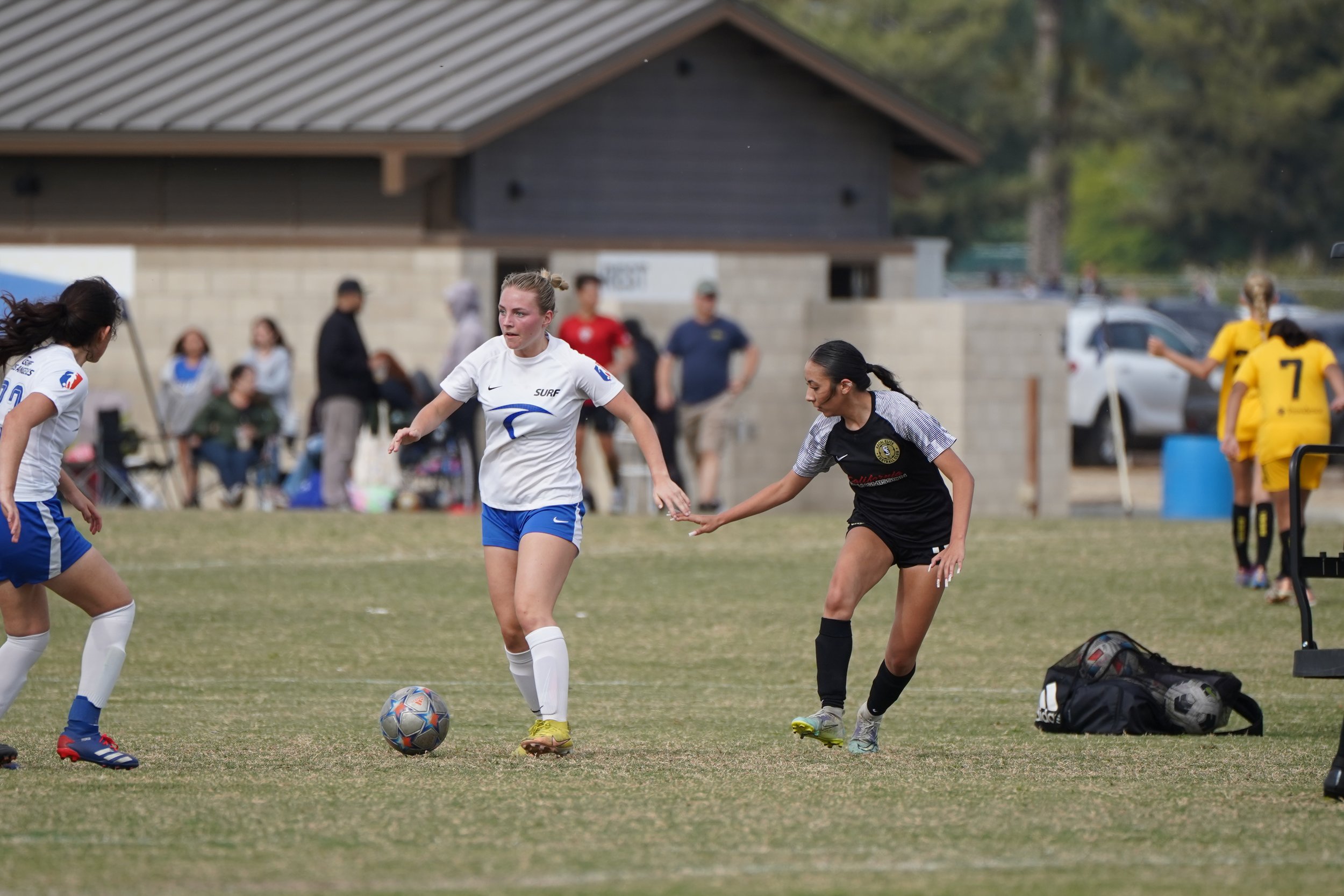 1090 LA Surf 2006 GA vs SoCal Elite DPL.JPG