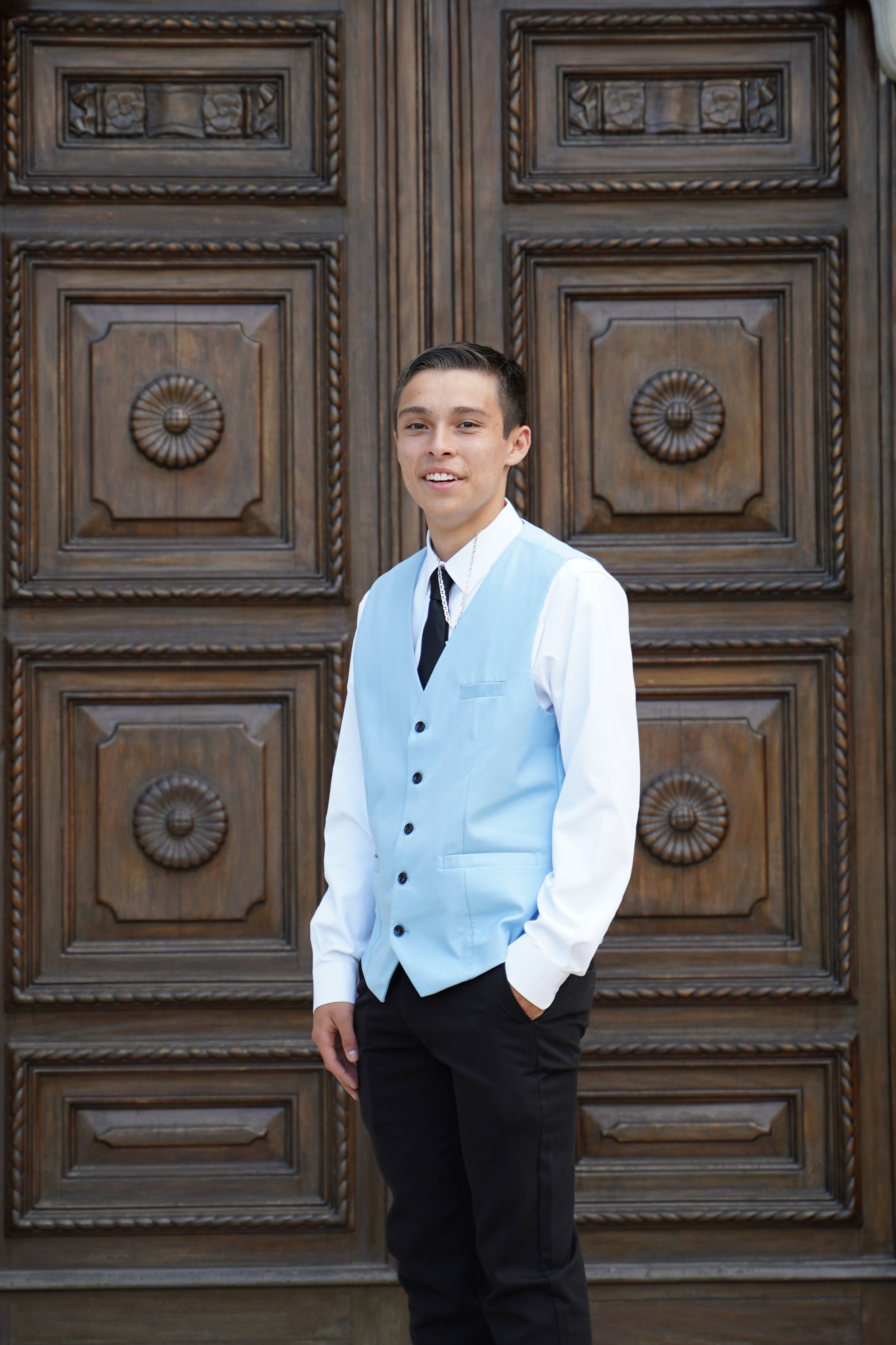 66 SHHS Prom 2023 Brendan.JPG