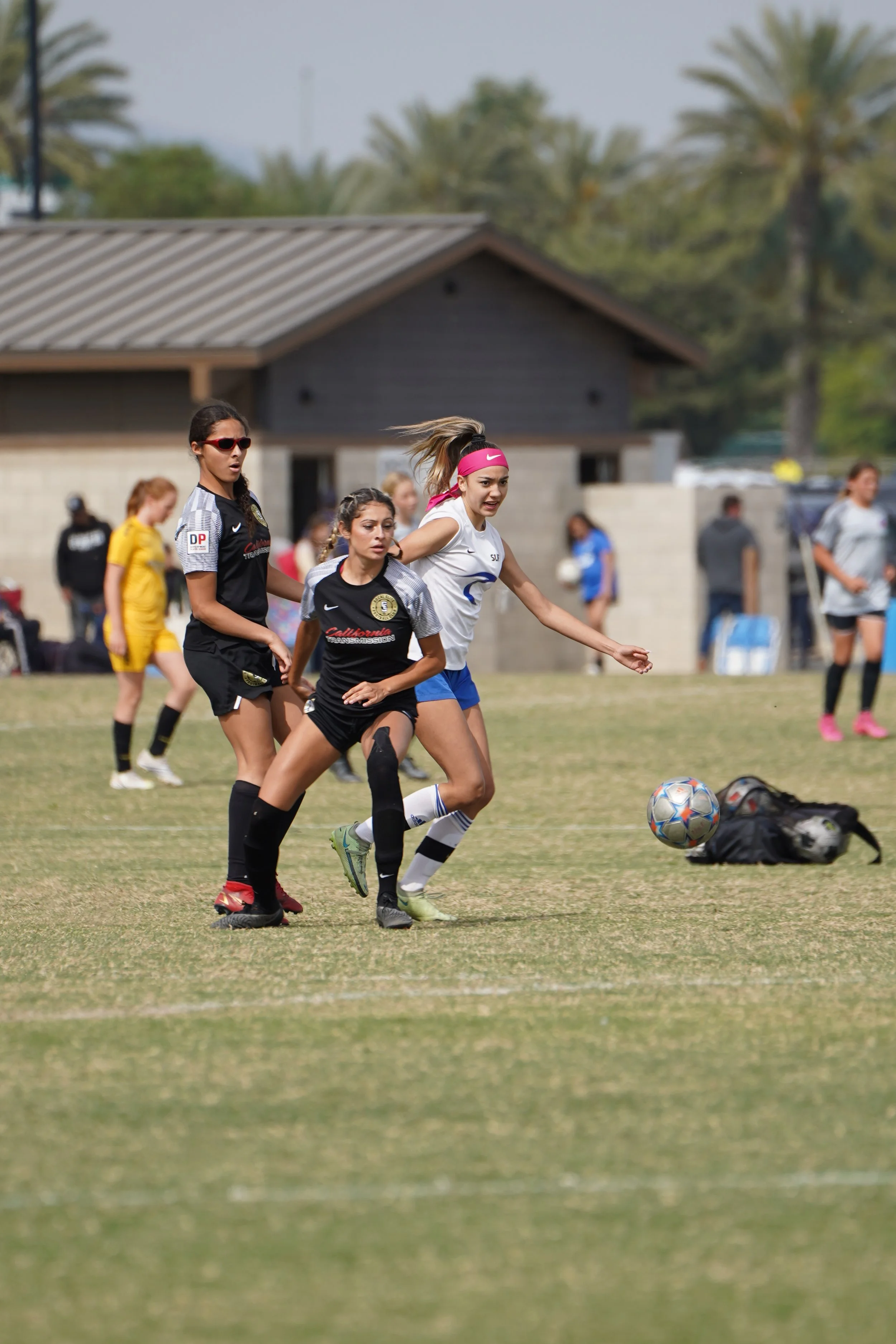 0128 LA Surf 2006 GA vs SoCal Elite DPL.JPG