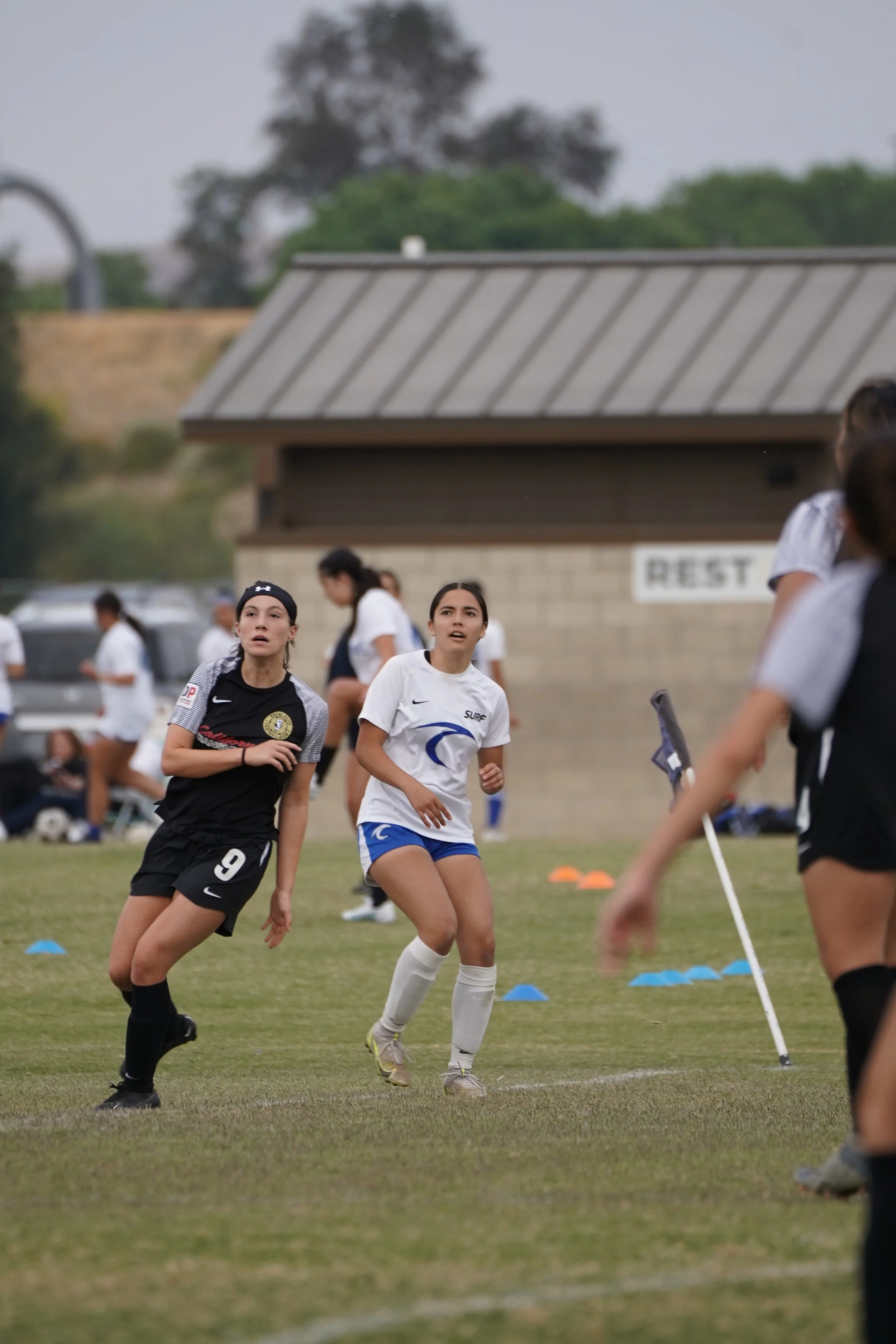 1395 LA Surf 2006 GA vs SoCal Elite DPL.JPG