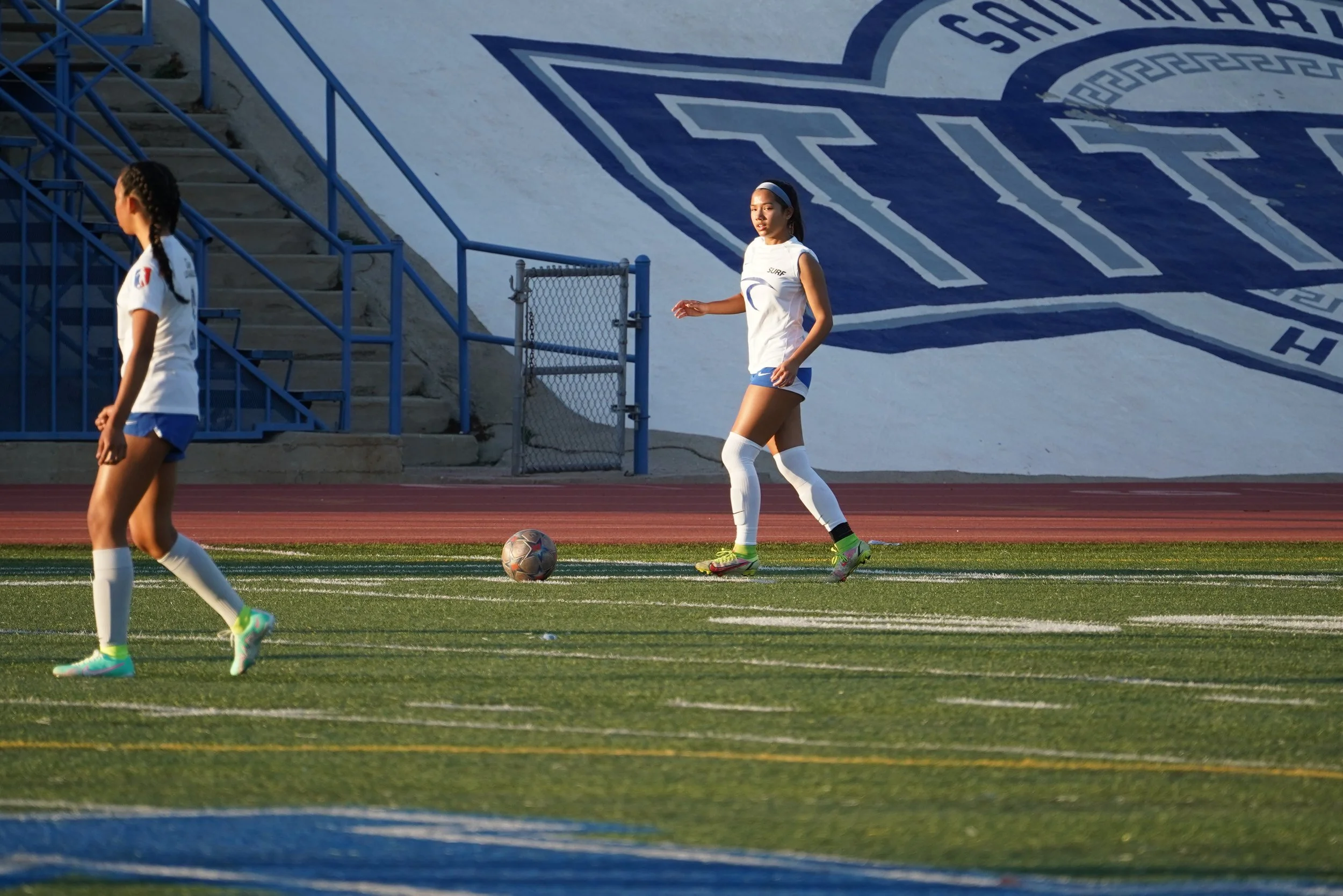 350 LA Surf 200GA vs Albion AMalana17.JPG