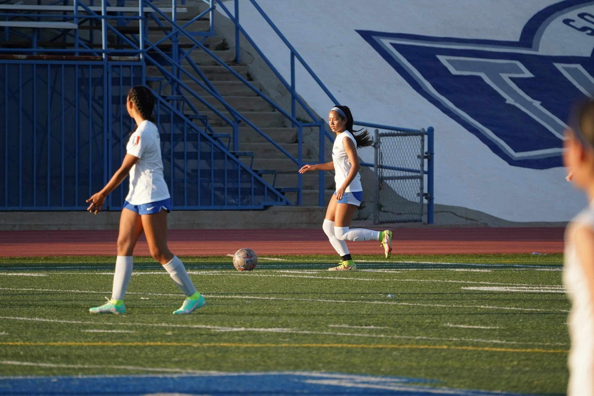 351 LA Surf 200GA vs Albion AMalana17.JPG