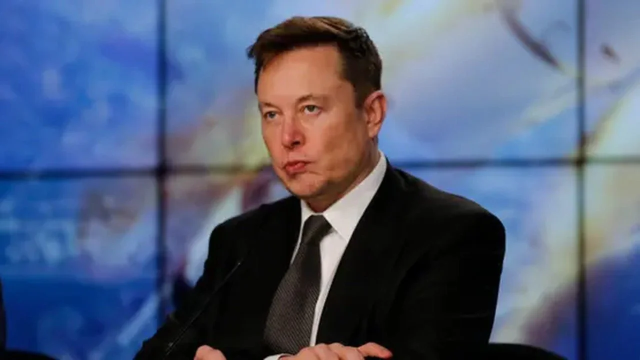 “Utter Contempt”: Musk Tells Ukraine War Hawks to “Burn in Hell” Over Starlink Drone Strike Dispute