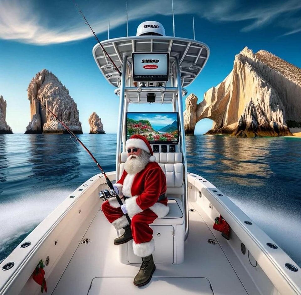 Santa took my boat out for a fish and gave that fishing Christmas spirit to all. Merry Christmas to all fishos around the world. #magneticislandfishingcharters #thisismagneticisland #townsvilleshines #thisisqueensland
