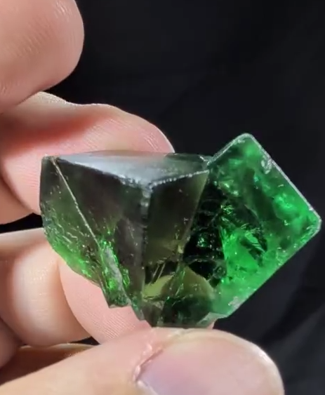 Northern Lights Twin Fluorite - 26NLTW_6 (Northern Lights Pocket, River Catcher Vein, Diana Maria Mine, Rogerley Quarry, Stanhope, County Durham, England, UK)