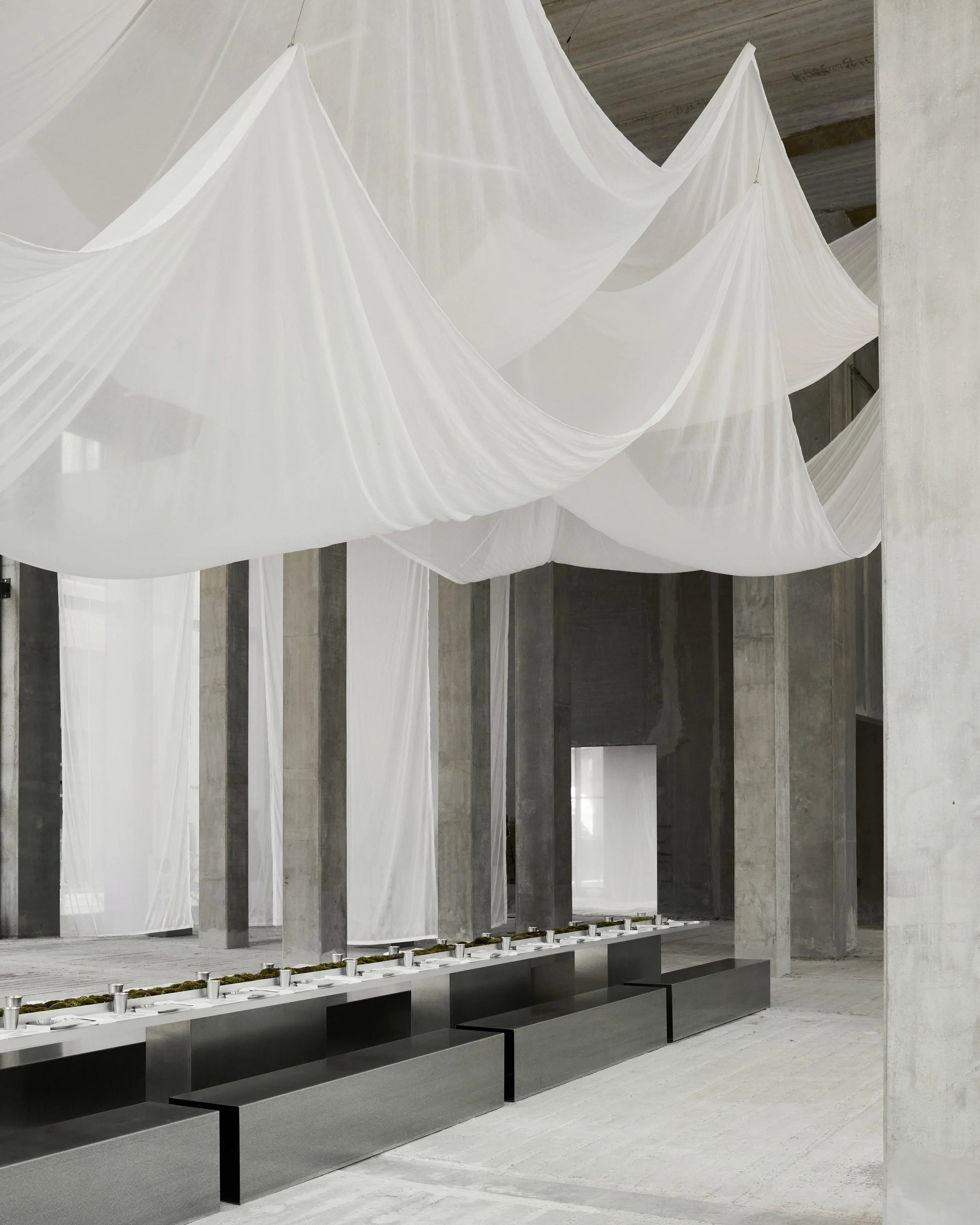 RAINS_HOMEAWAY_LOCATION_4x5_50 copy.jpg