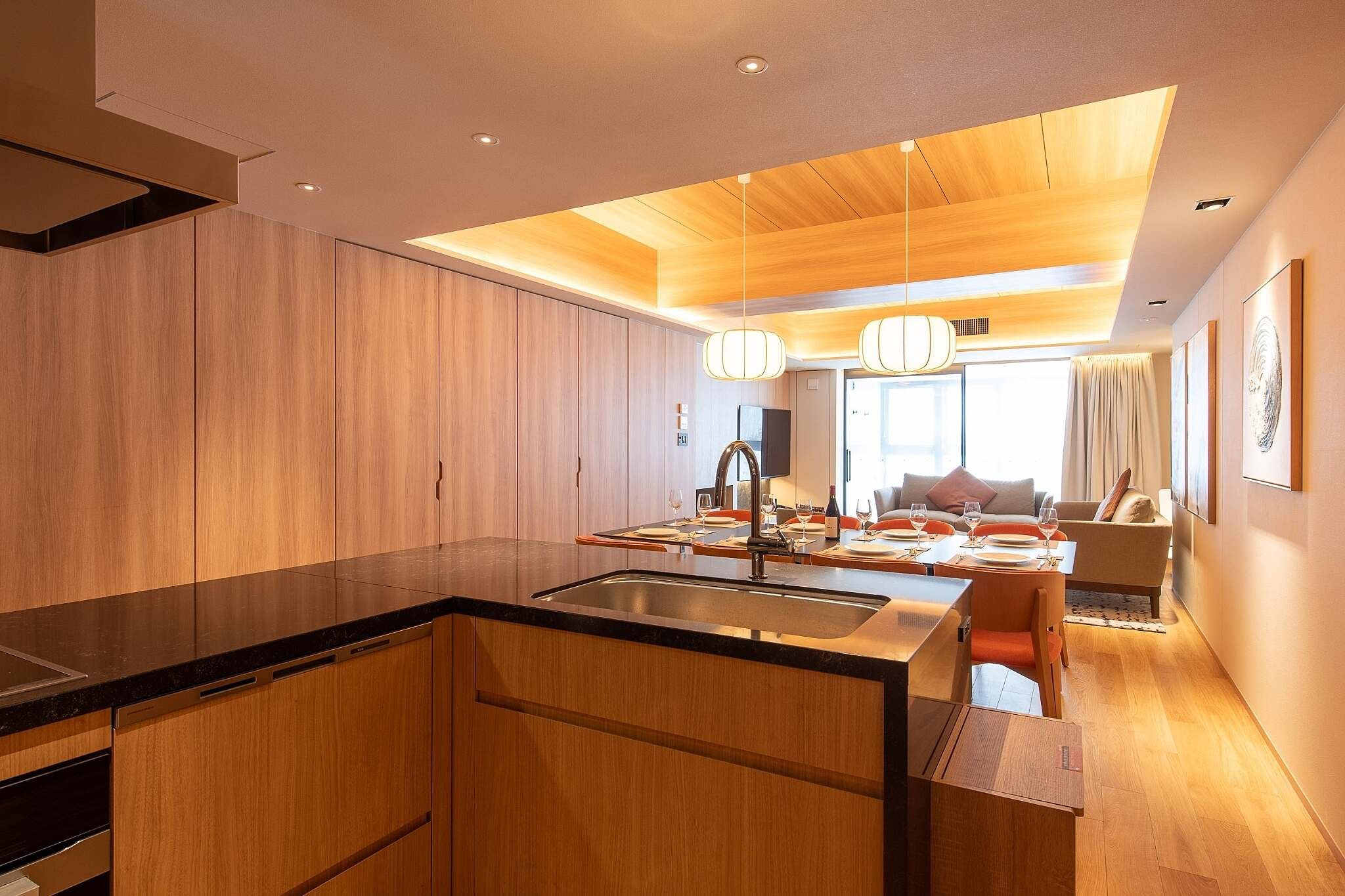 KYO-3-Bedroom-Premium-Residence-2Onsen-kitchen.jpg