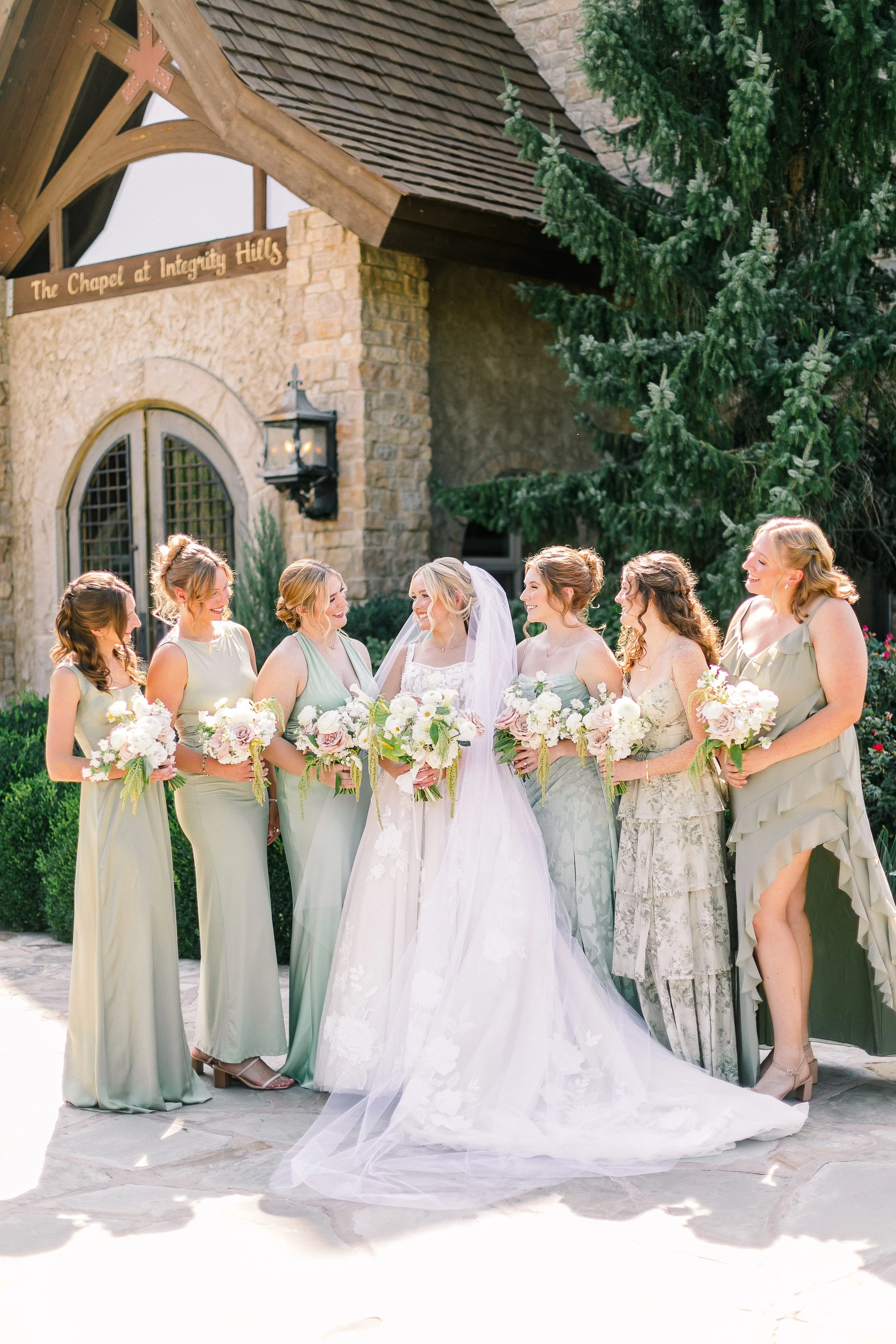 CATHRYN FAYE PHOTOGRAPHY | BIG CEDAR LODGE | BLOSSOM BEAUTY BRIDAL AND WEDDING HAIR AND MAKEUP