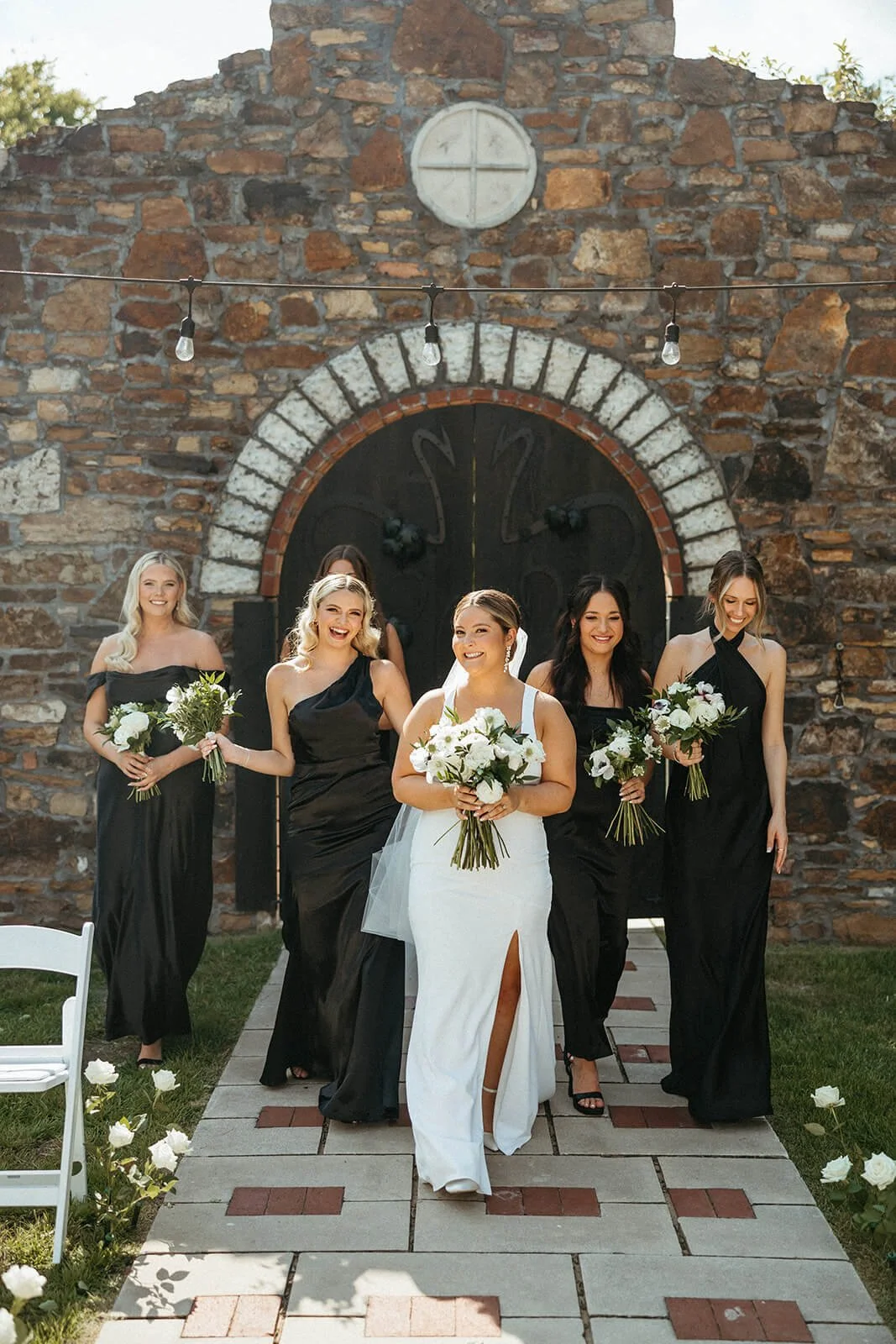 HEATH WHORTON PHOTOGRAPHY | SASSAFRAS SPRING VINEYARD | BLOSSOM BEAUTY BRIDAL AND WEDDING HAIR AND MAKEUP