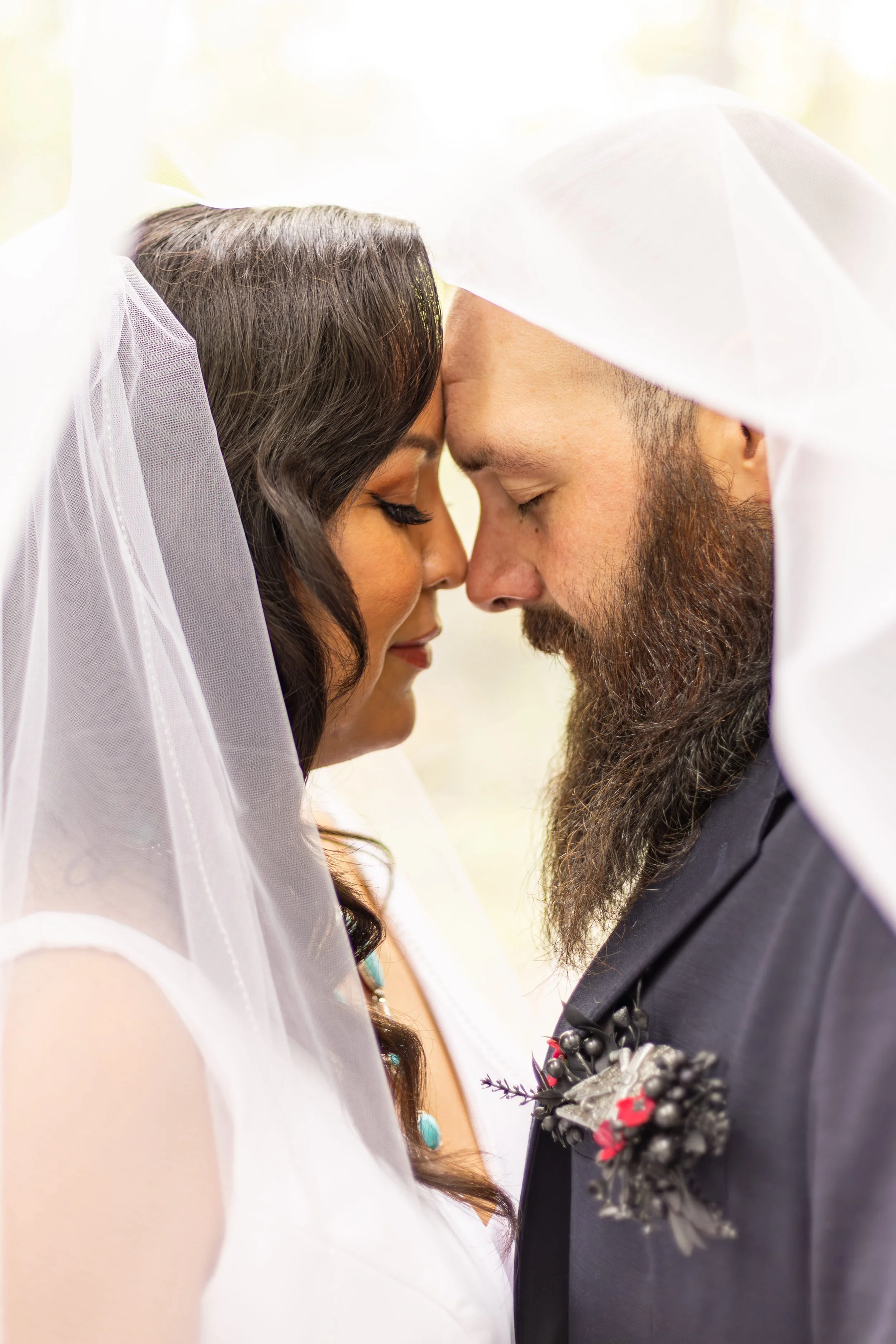 INFINNITE IMAGERY | THORNCROWN CHAPEL | BLOSSOM BEAUTY BRIDAL AND WEDDING HAIR AND MAKEUP