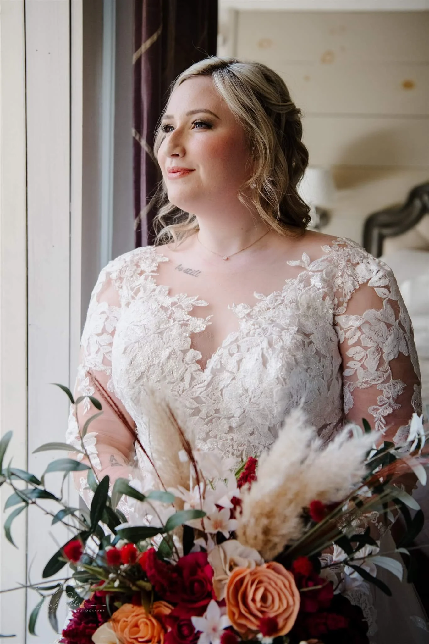 TONI ALBERS PHOTOGRAPHY | THORNCROWN CHAPEL | BLOSSOM BEAUTY BRIDAL AND WEDDING HAIR AND MAKEUP