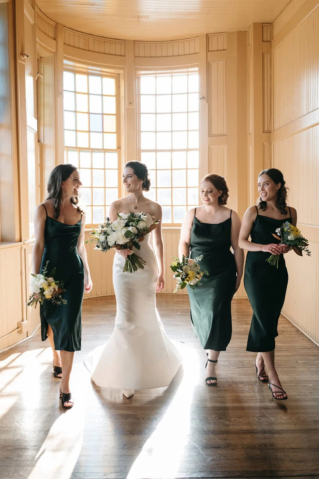 FRECKLED FOX PHOTOGRAPHY | BASIN PARK HOTEL | BLOSSOM BEAUTY BRIDAL AND WEDDING HAIR AND MAKEUP