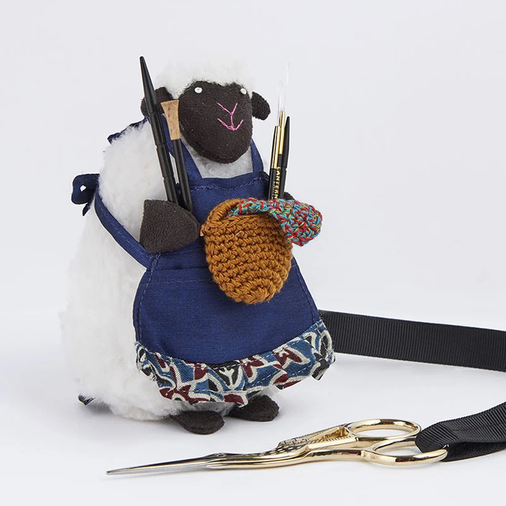 baabs-accessories-holder-2_92c76398-b955-4a00-a978-8b9a47e24622.jpg
