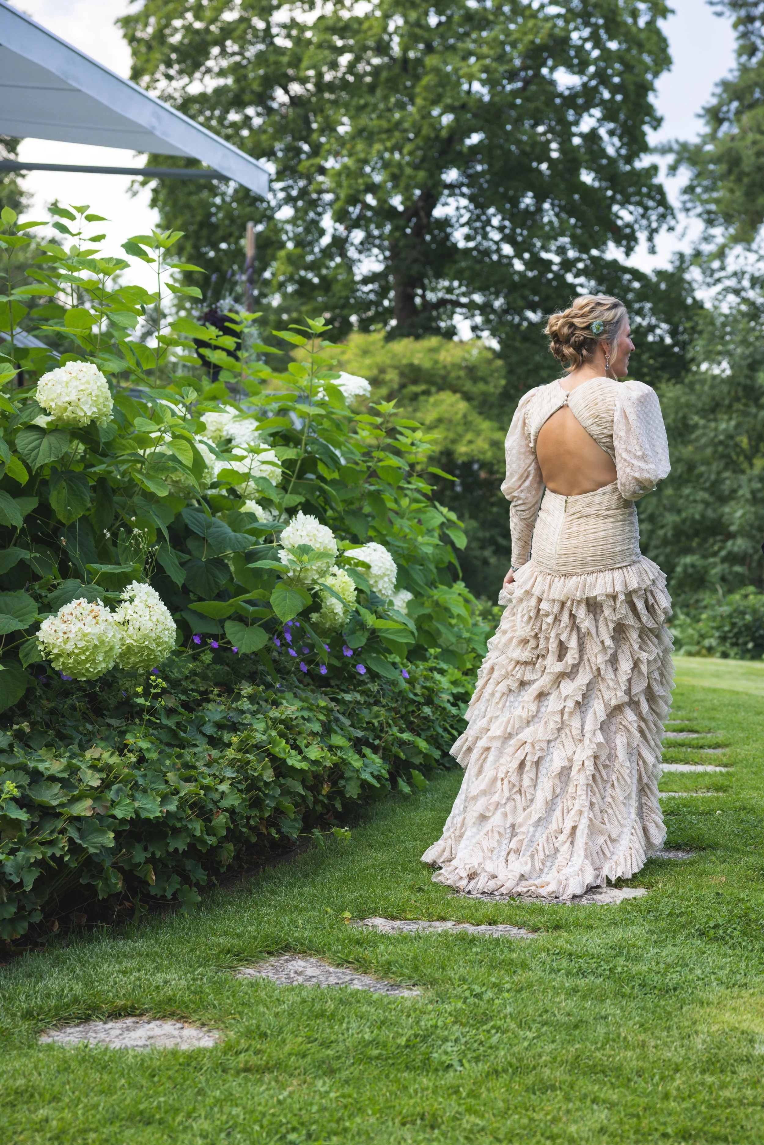 Hydrangea Annabelle for a Stockholm wedding garden party.