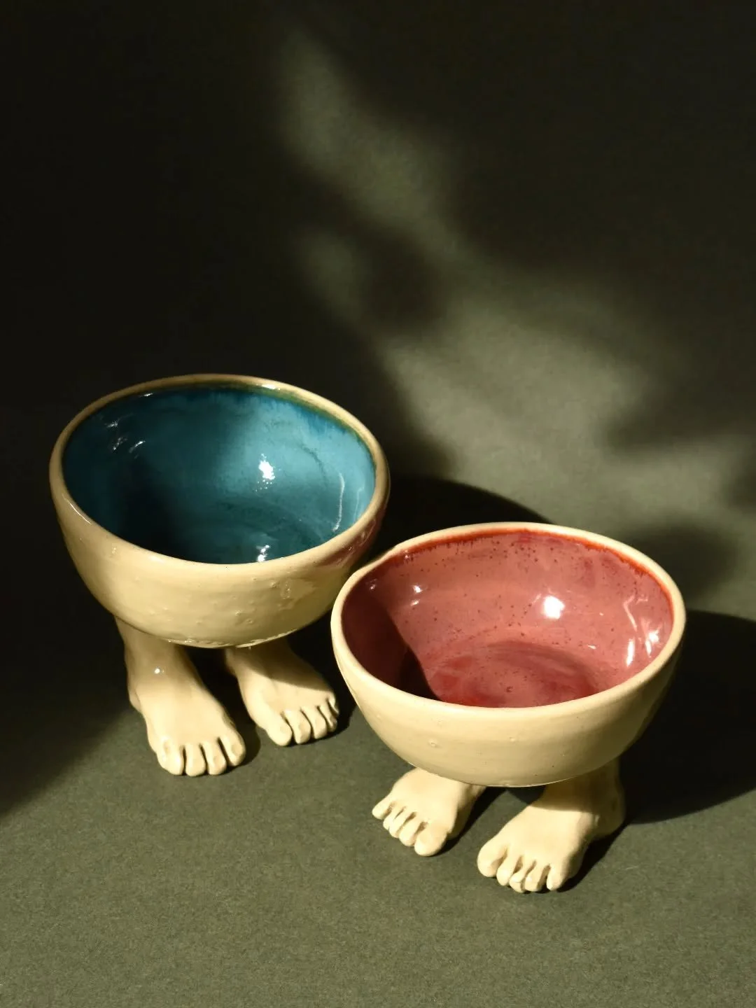 These little guys are ready to use their handsculpted feet to run home to you. 👣

These trinket dishes will be for sale alongside many of my other ceramics, screenprited bags and prints and @the.pinkcube queer art market! Come see me and many other 