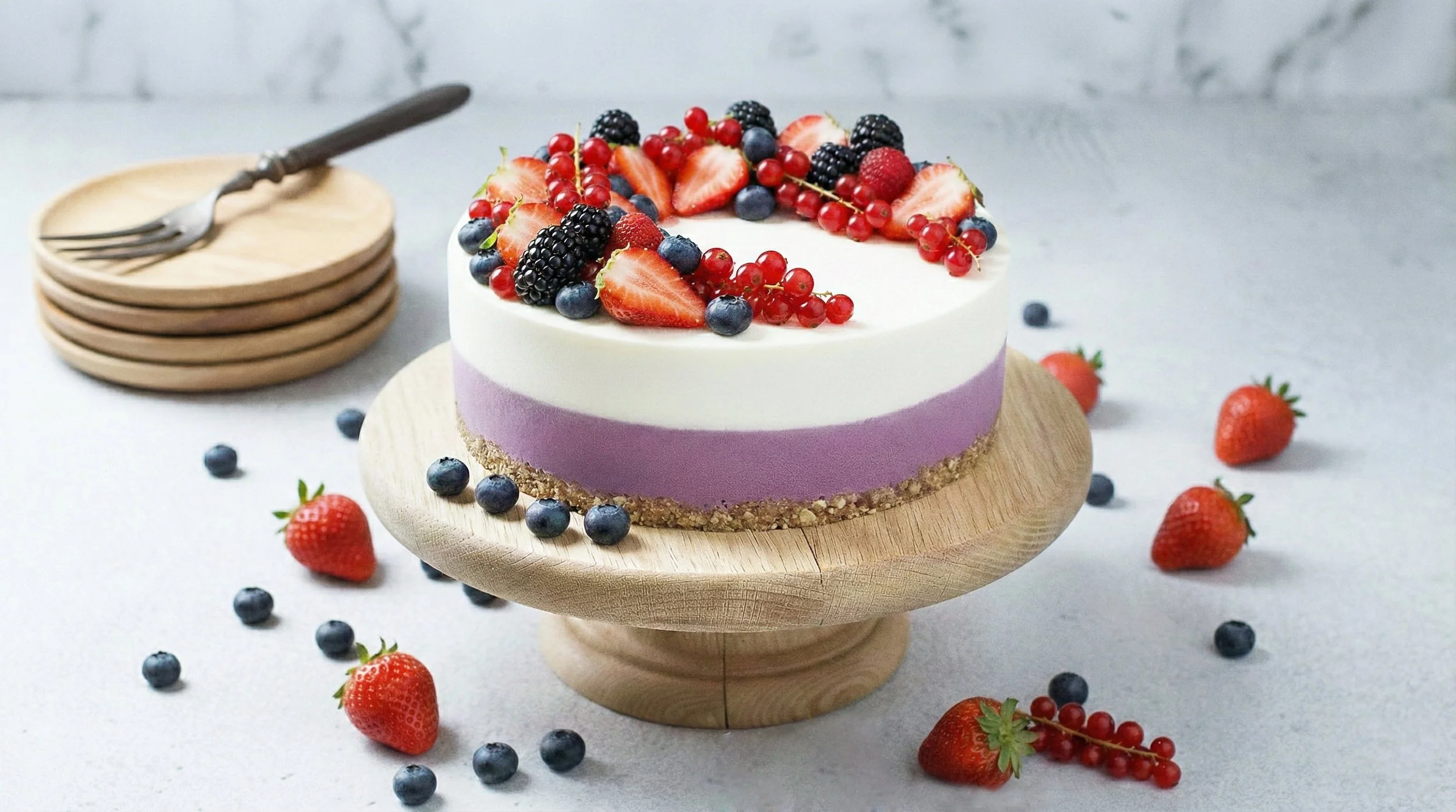 Sirova torta od šumskog voća i kokosa