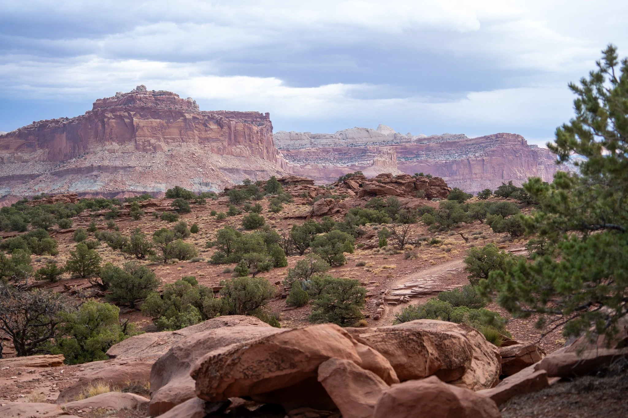 petty mountains at capitol reef, utah, usa.jpg