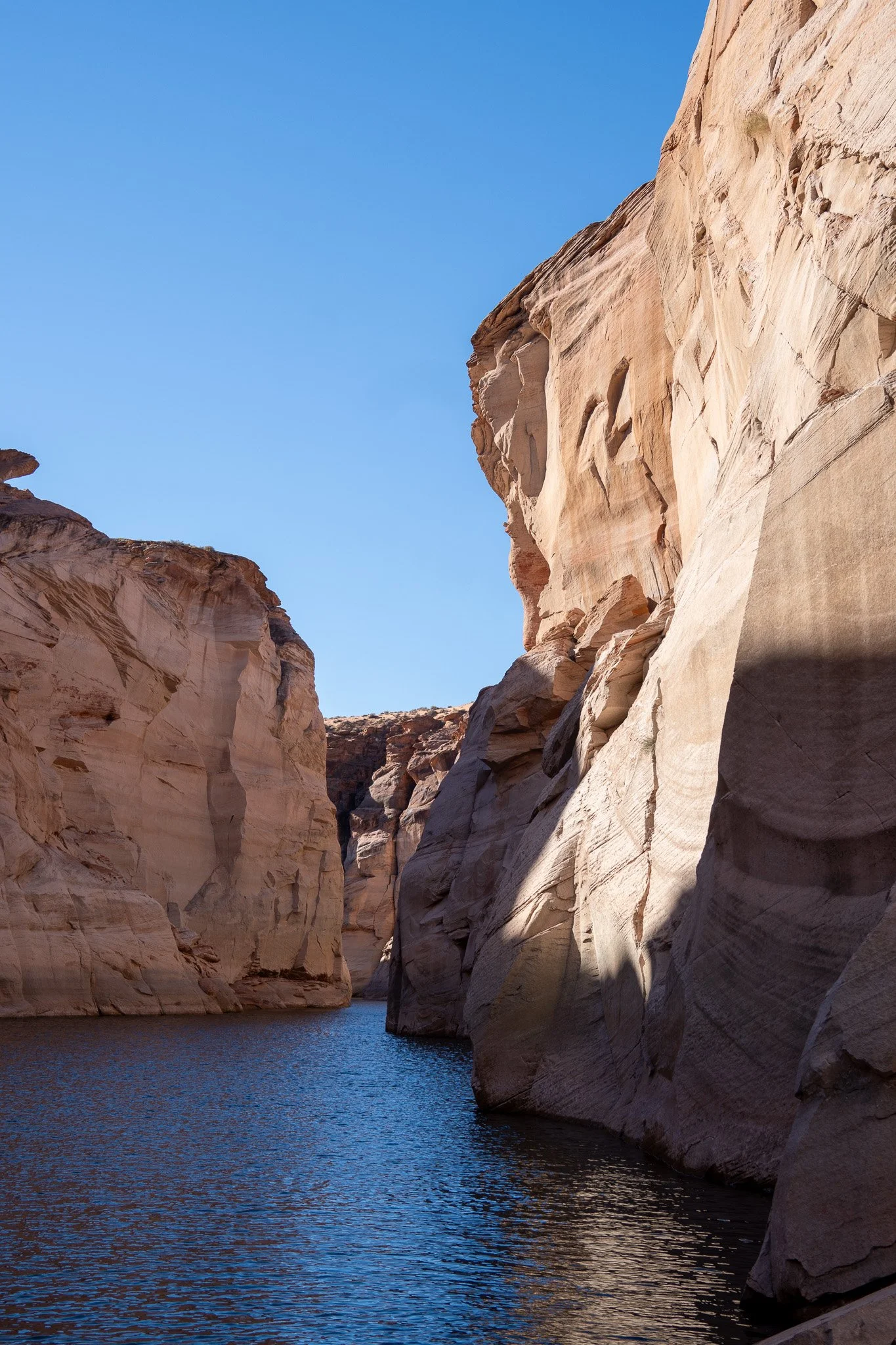 boat tour at antelope canyon, usa.jpg
