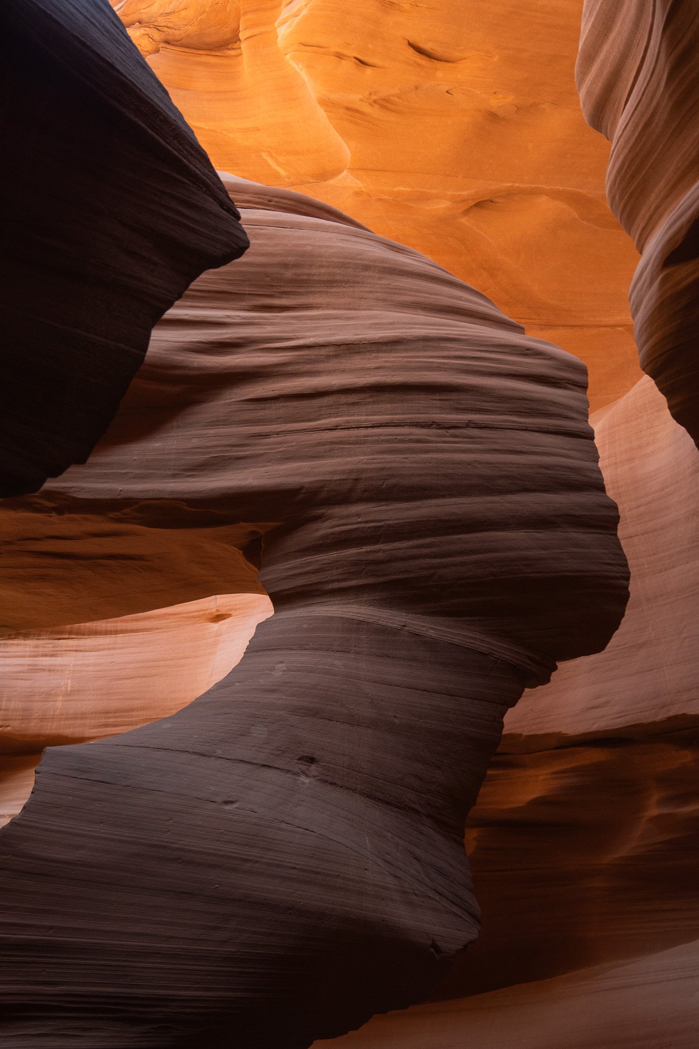 a woman in structur of antelope canyon, usa.jpg