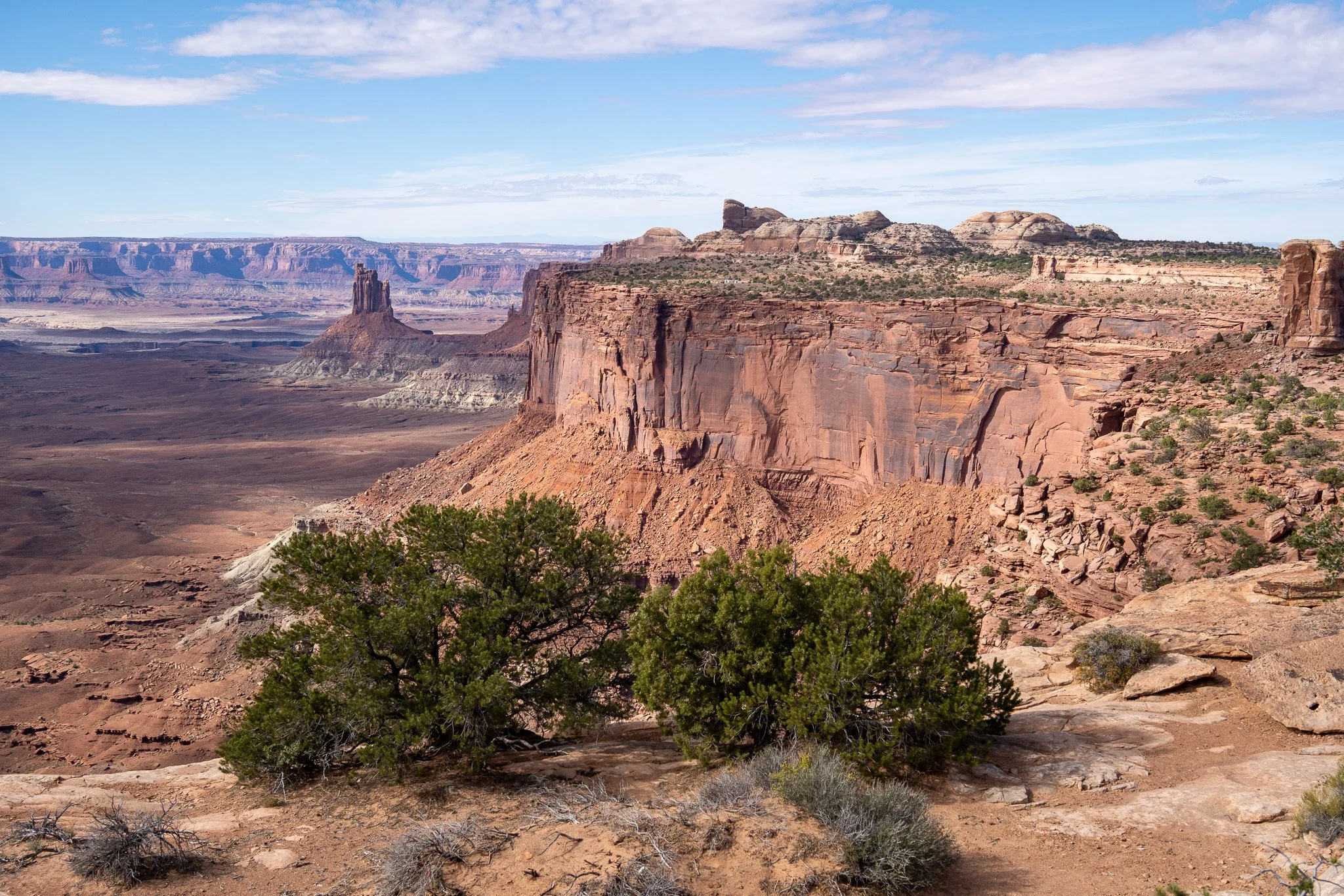 rock structures at canyonlands national park, usa.jpg