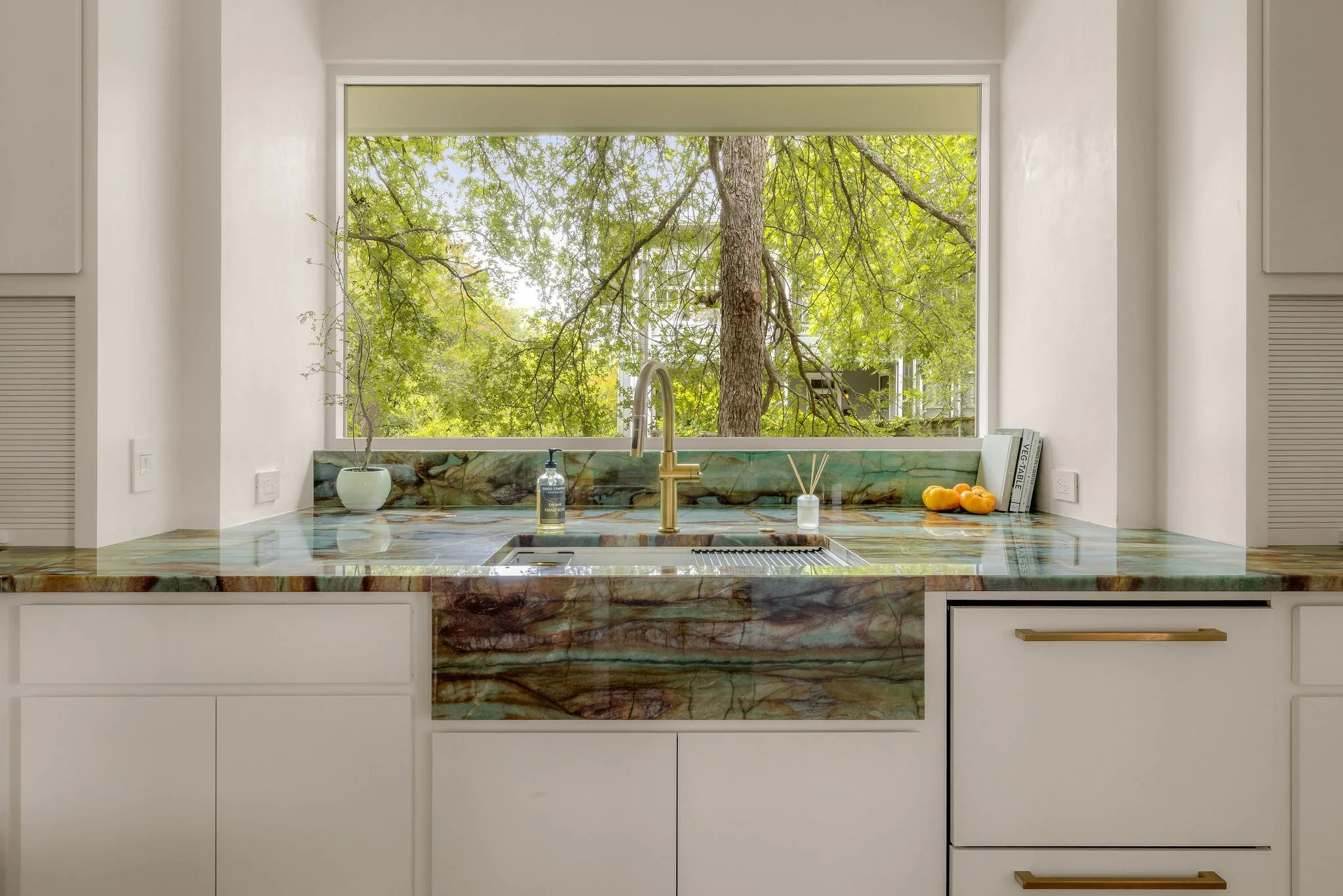 Ourhouse015_Kitchen.jpg