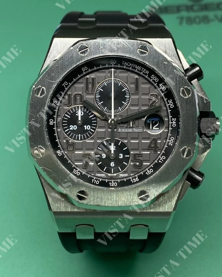Audemars Piguet Royal Oak Offshore 26470ST ELEPHANT 🐘 
Full service Stripdown &amp; Polishing. 
Movement Cal.3126 Automatic Chronograph. 

#watchrepair #watchservicing #watches #watchesofinstagram #luxurywatches 
#rolex #jaegerlecoultre #omega #iwcs