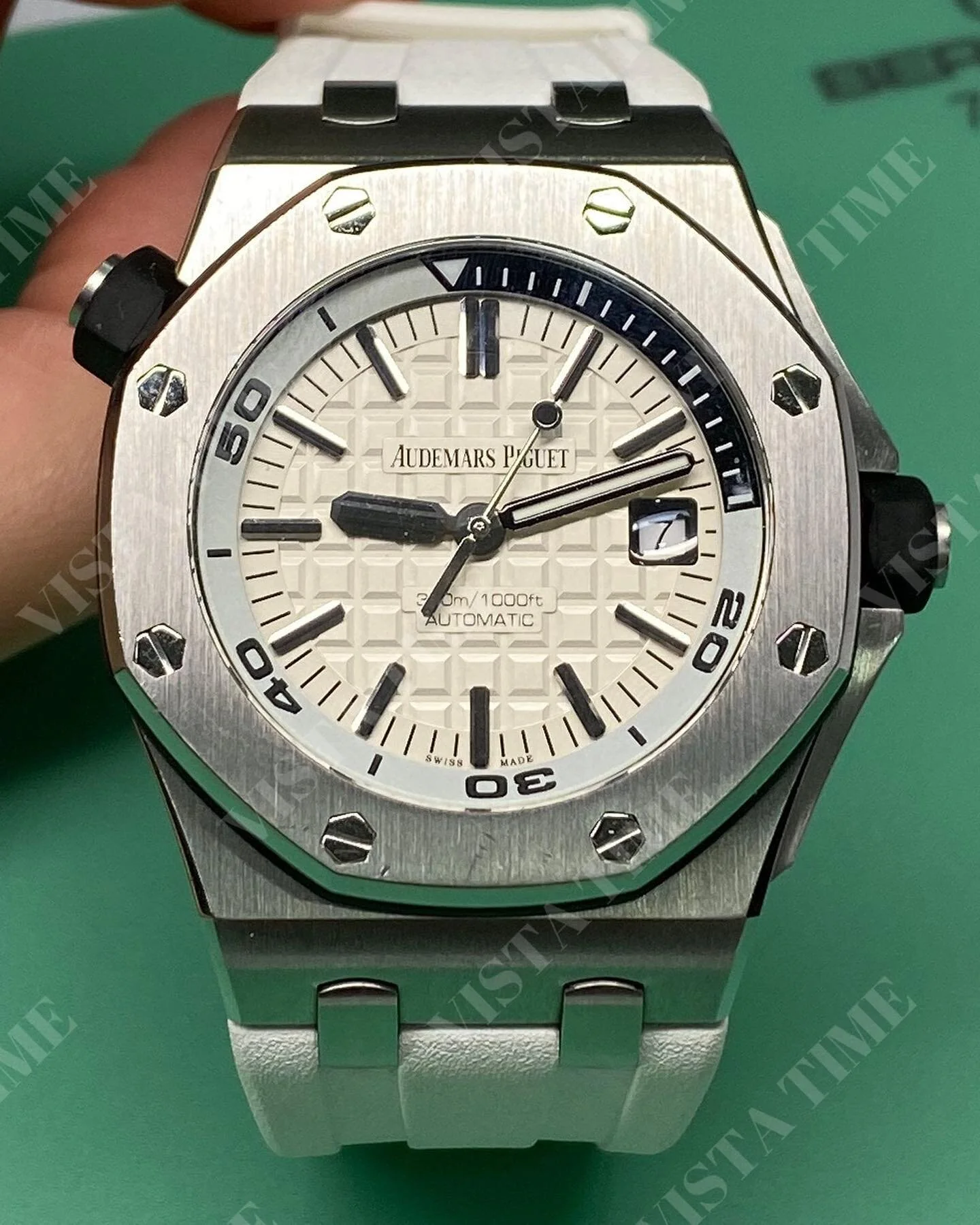 Audemars Piguet Royal Oak Offshore 42mm Diver 15710ST. 
Full strip down servicing &amp; Polish. 
In-House Cal.3120 

#watchrepair #watchservicing #watches #watchesofinstagram #luxurywatches 
#rolex #jaegerlecoultre #omega #shauffhausen #iwc #longines