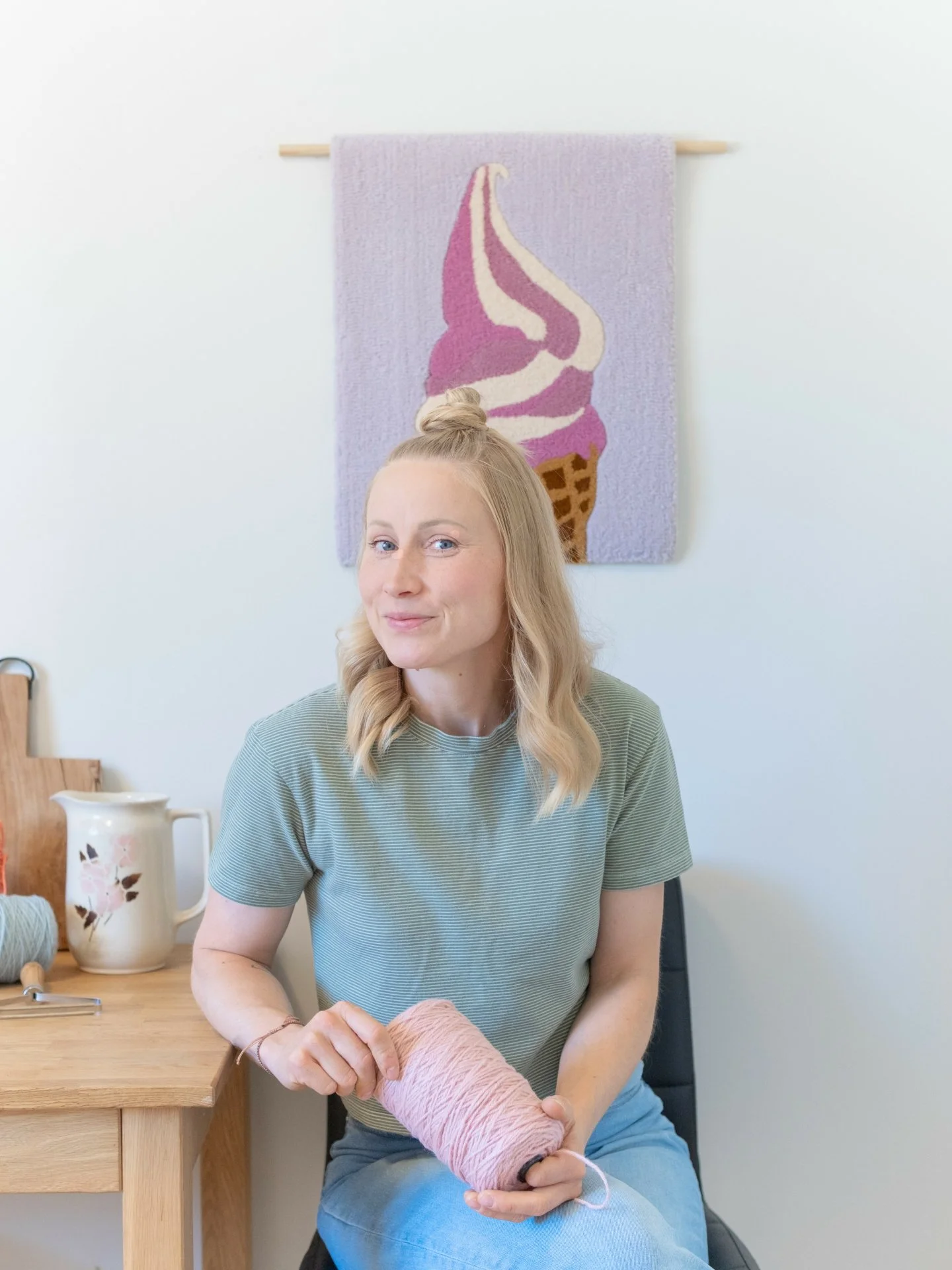 🇫🇮🍦🧇 Kes&auml;herkkua ryijyjen muodossa! 🧇🍓

Omat teokseni &quot;J&auml;&auml;tek&ouml;ryijy&quot; ja &quot;Pannukakkuryijy&quot; ovat esill&auml; koko kes&auml;n ajan Kouvolan Vohvelikahvilassa!
N&auml;m&auml; pehme&auml;t, herkullisista muodo